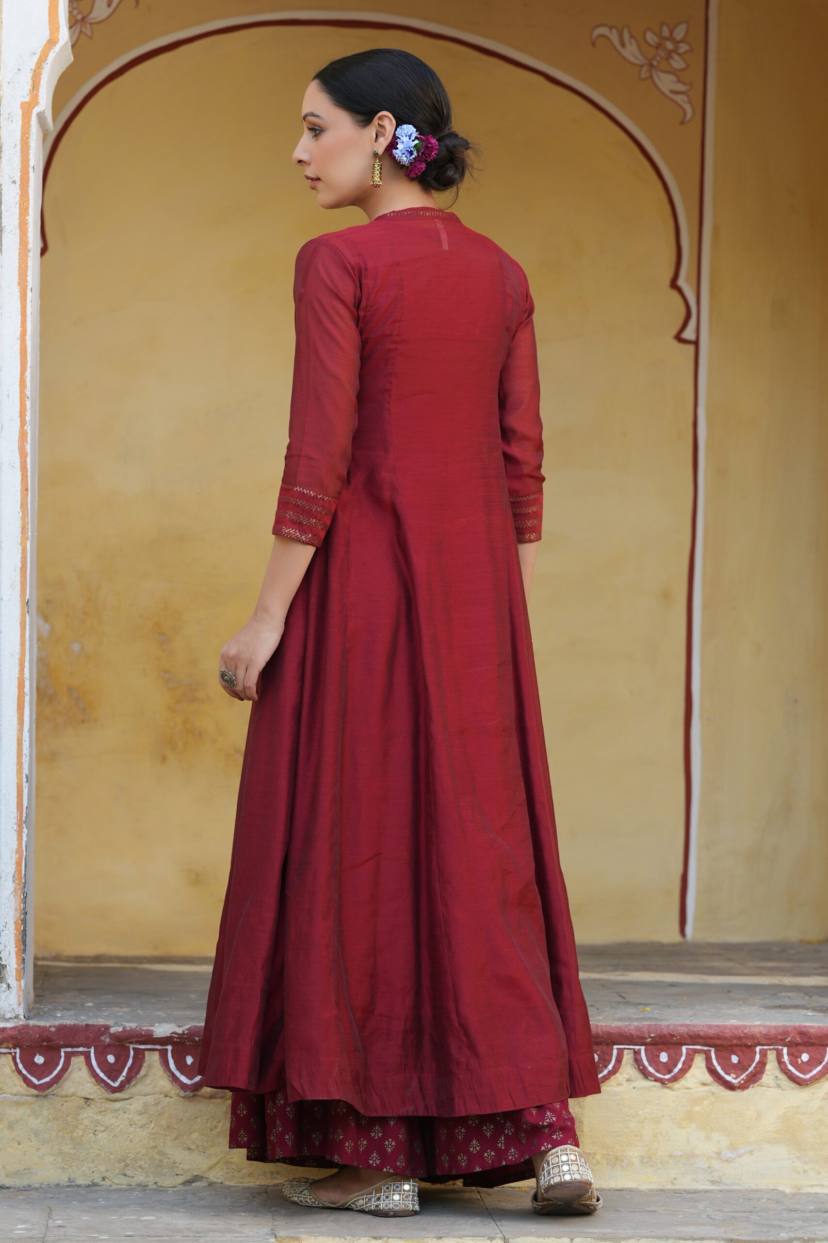 Maroon Chanderi Silk Solid Anarkali Kurta - Image 3