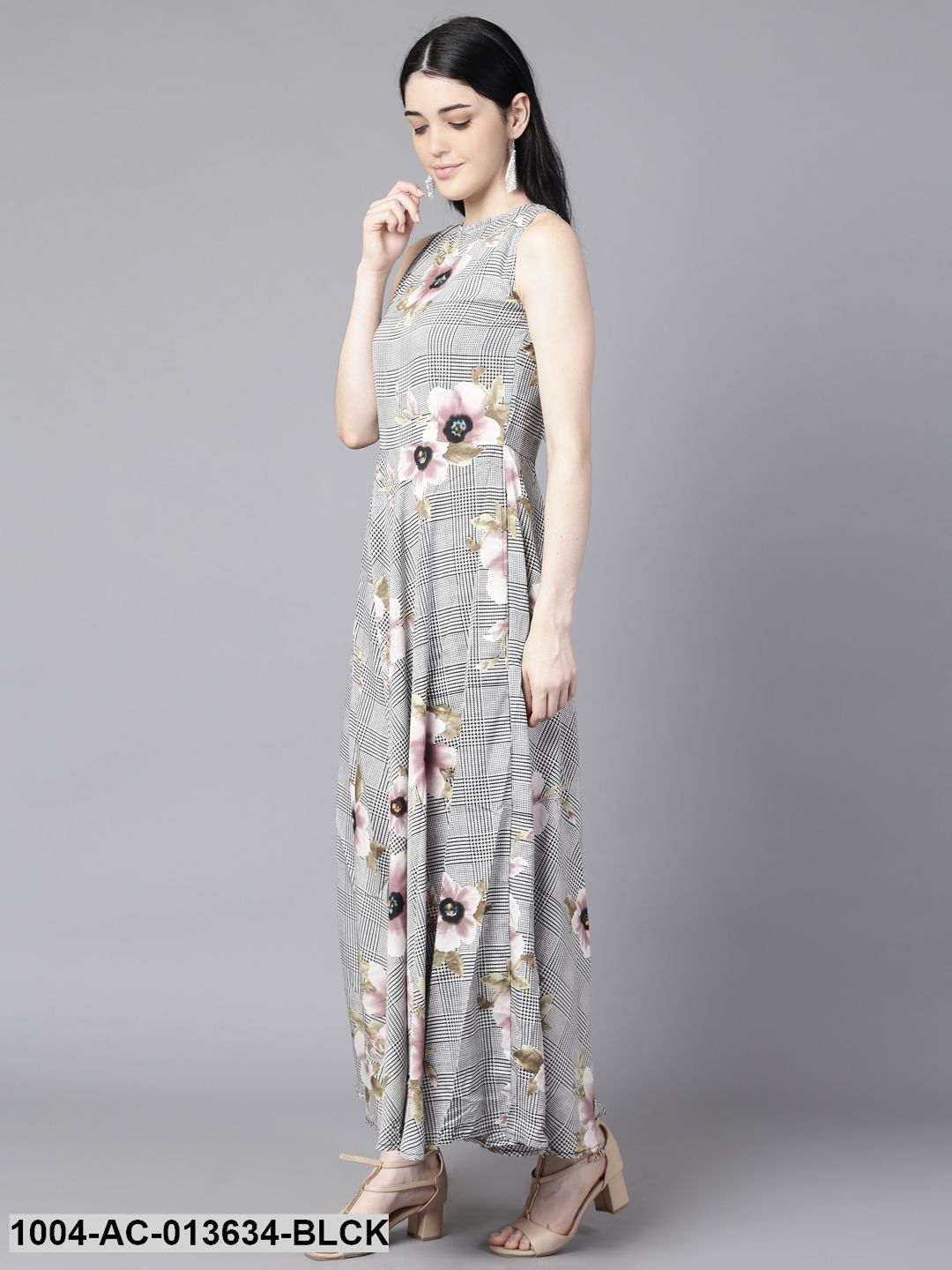 Black (Multi) Floral Printed Round Neck Fit and Flare Dress - Image 3