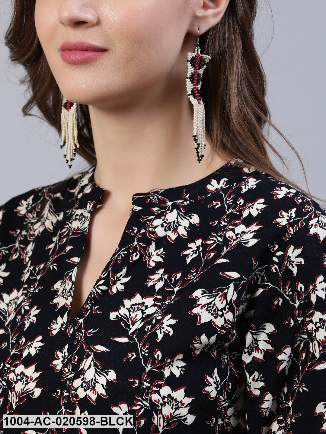 Black Floral Keyhole Neck Maxi Dress - Image 2