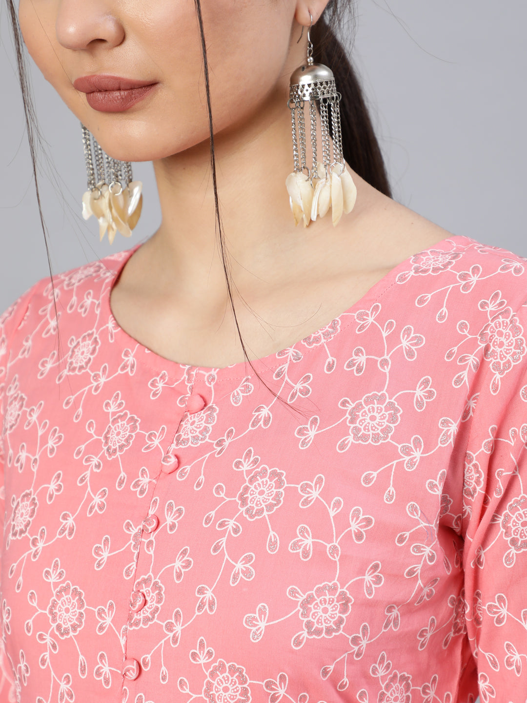 Pink Floral Printed Flared Dress With Round Neck - Image 4