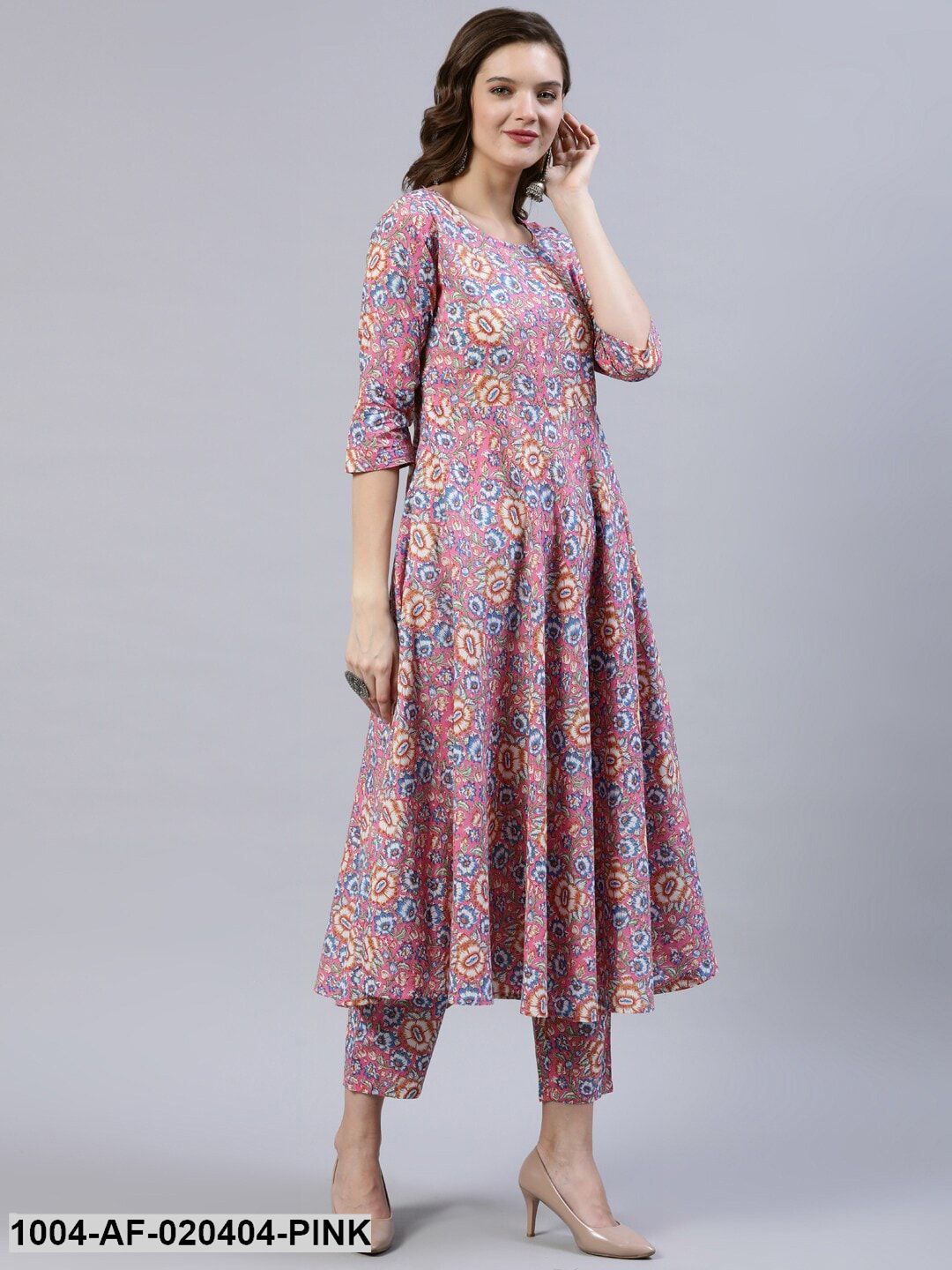 Pink & Off-White Floral Screen Print A-Line Pure Cotton Kurta Set With Dupatta - Image 4