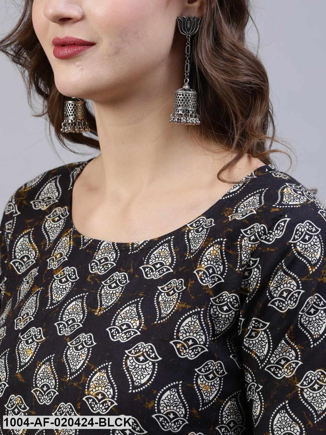 Black & Grey Screen Print Straight Pure Cotton Kurta Set & Dupatta - Image 2