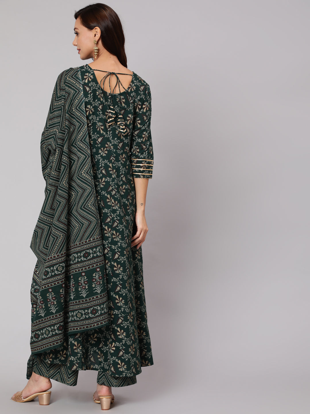 Green Printed Flared Kurta With Trouser And Dupatta - Image 3