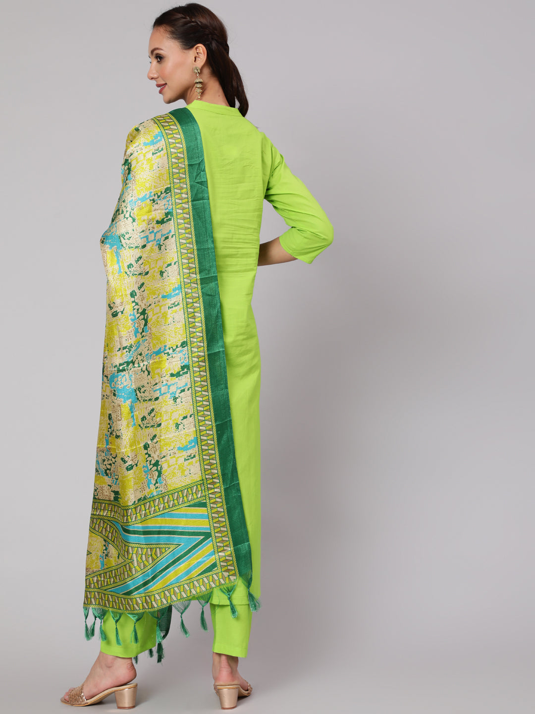 Solid Green Straight Kurta With Palazzo And Dupatta - Image 3