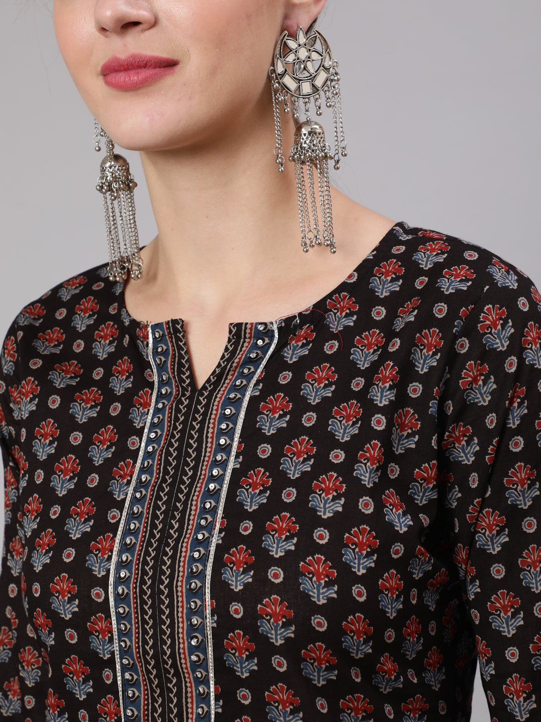 Black Ethnic Printed Straight Kurta With Trouser - Image 5