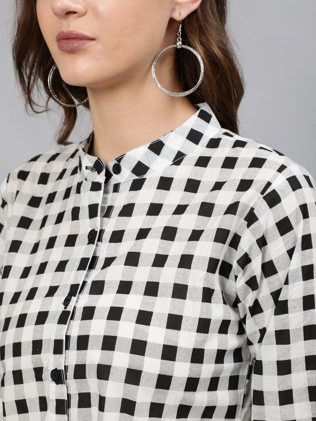 Women Black & White Checked Printed Top - Image 2
