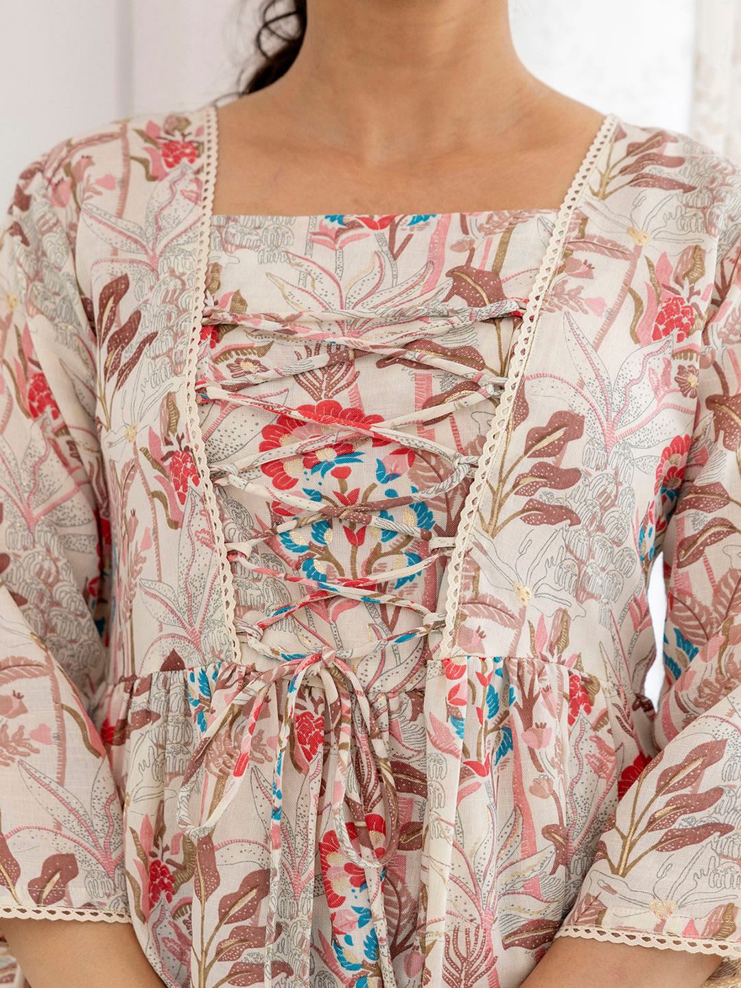 Off-White Printed V-Neck Peplum Tunic - Image 3