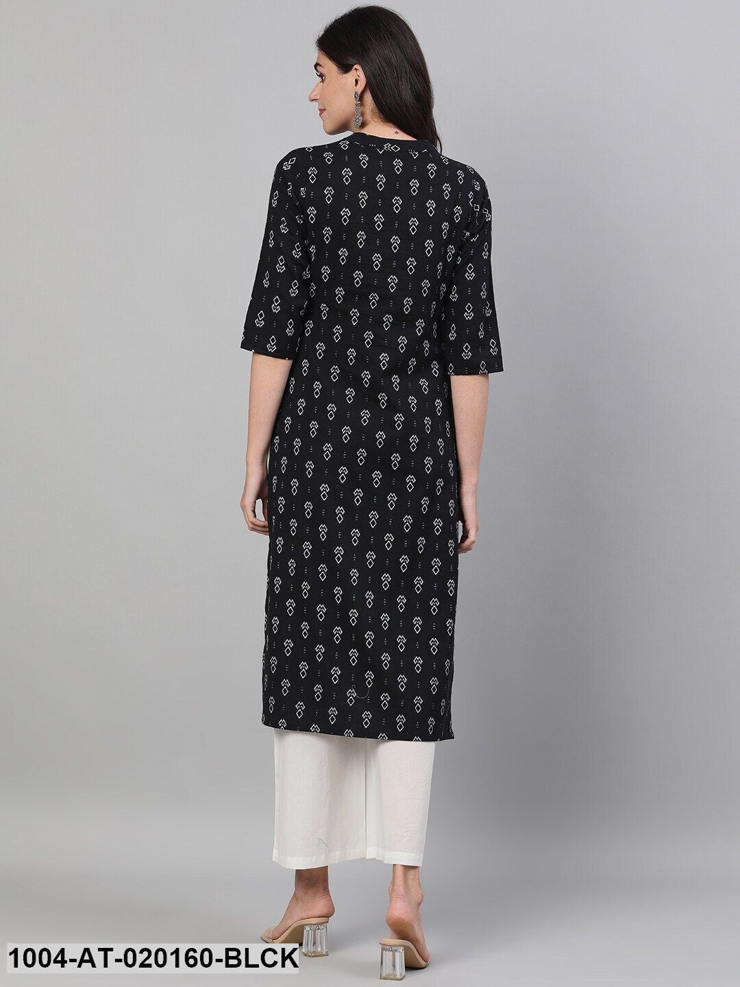 Black White Geometric Printed Kurta - Image 5