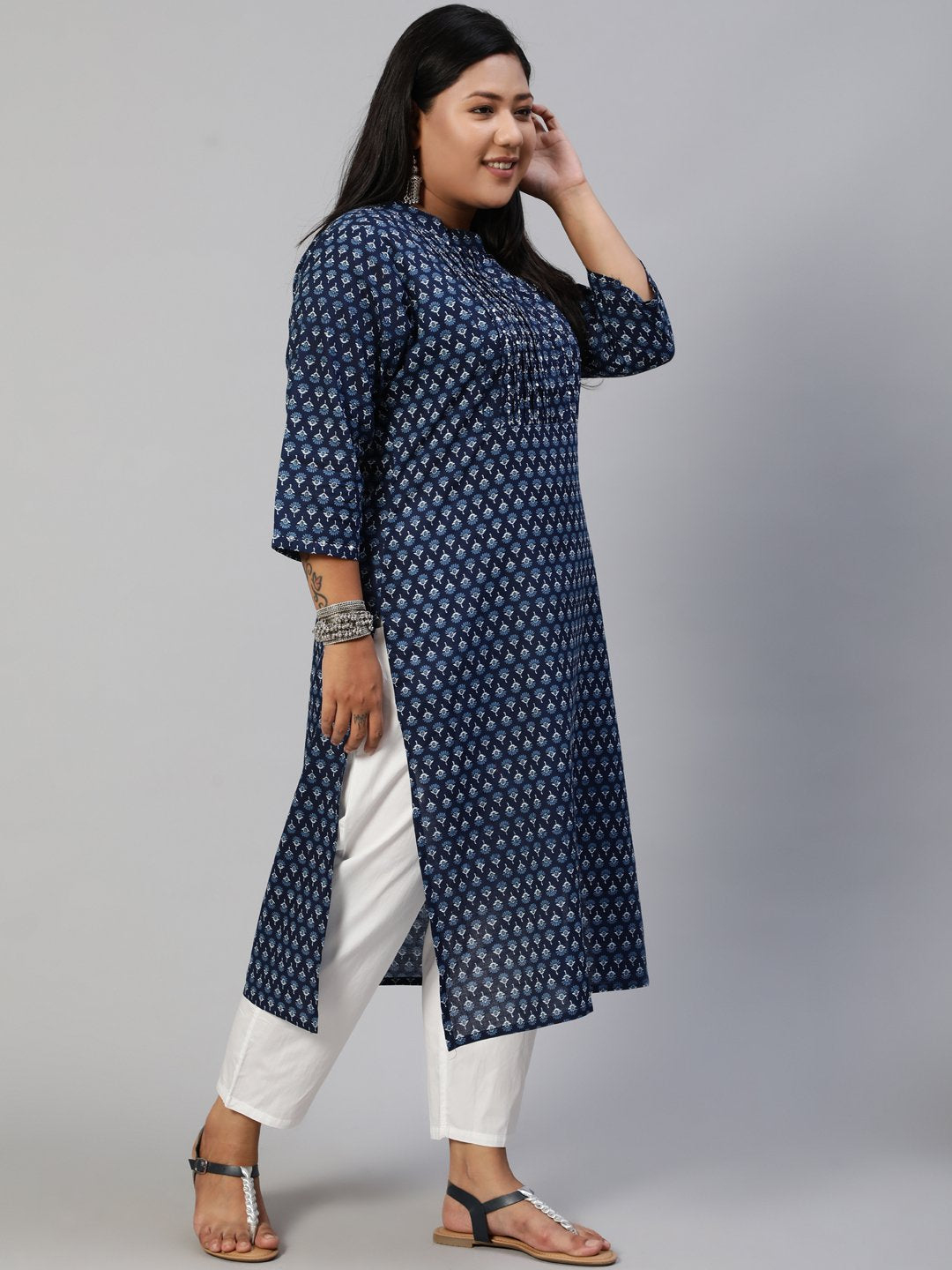 Women Blue Hand Work Printed Straight Kurta With Three Quarter Sleeves - Image 3