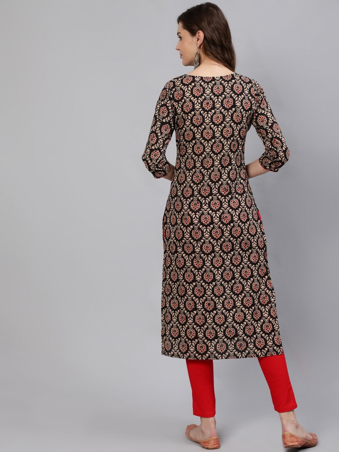 Women Black Mirror Work Printed Straight Kurta With Three Quarter Sleeves - Image 4