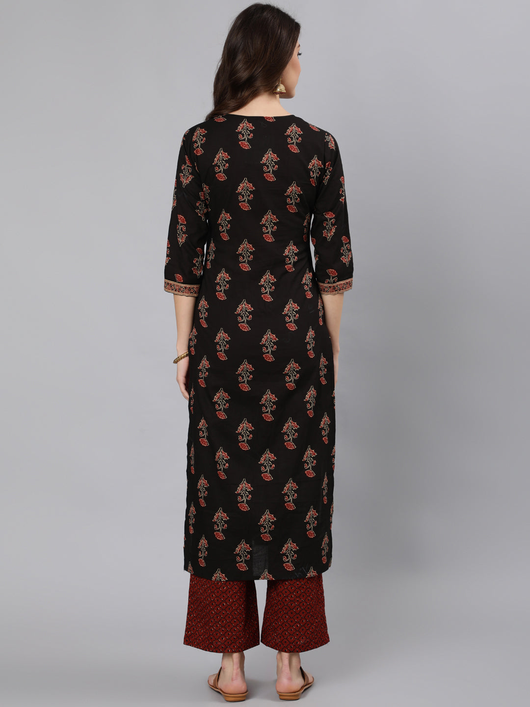 Women Black Ethnic Printed Straight Kurta With One Side Pocket - Image 3