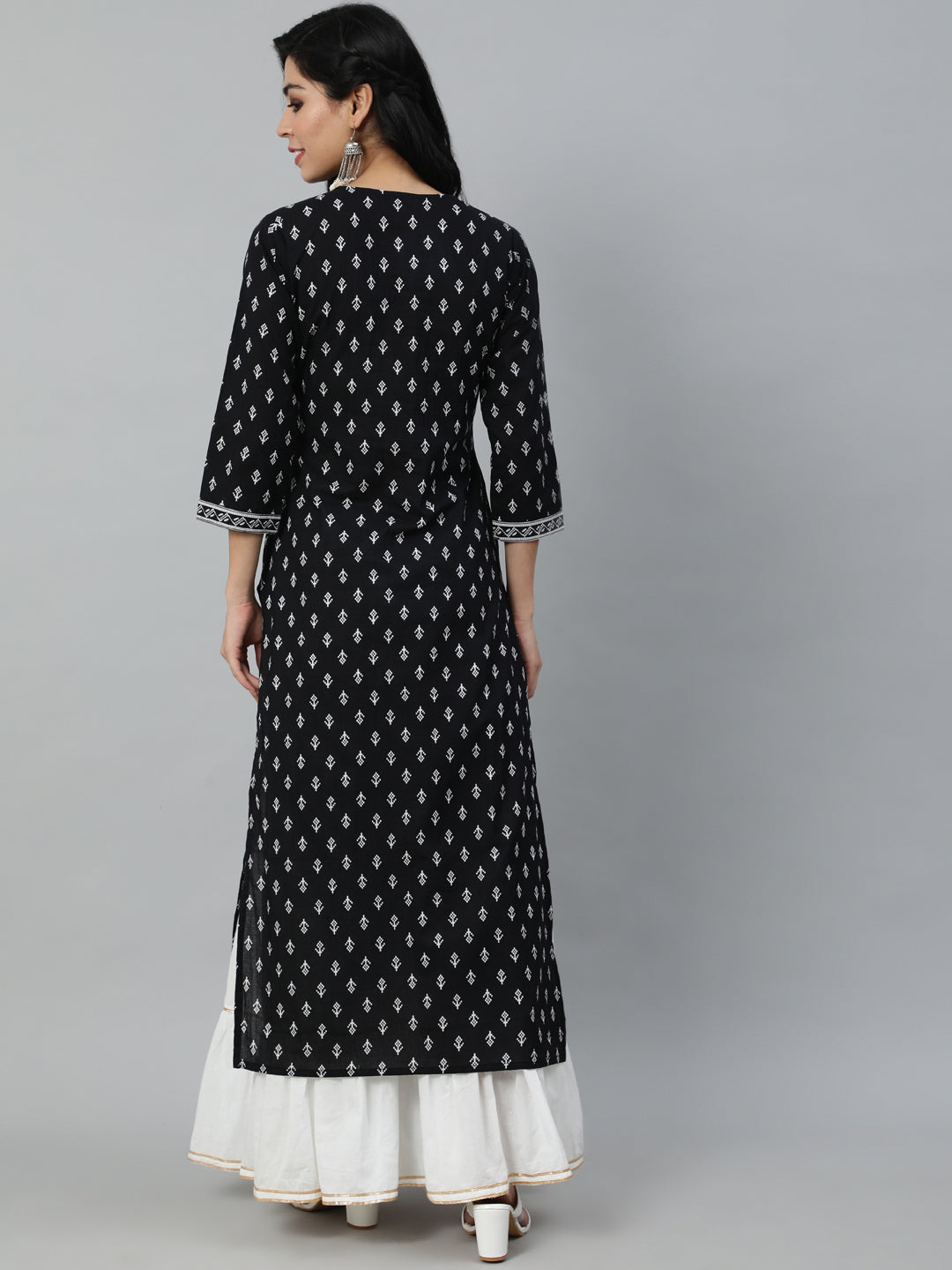 Women Black Calf Length Straight Kurta With Round Neck And Three Quarter Sleeves - Image 3