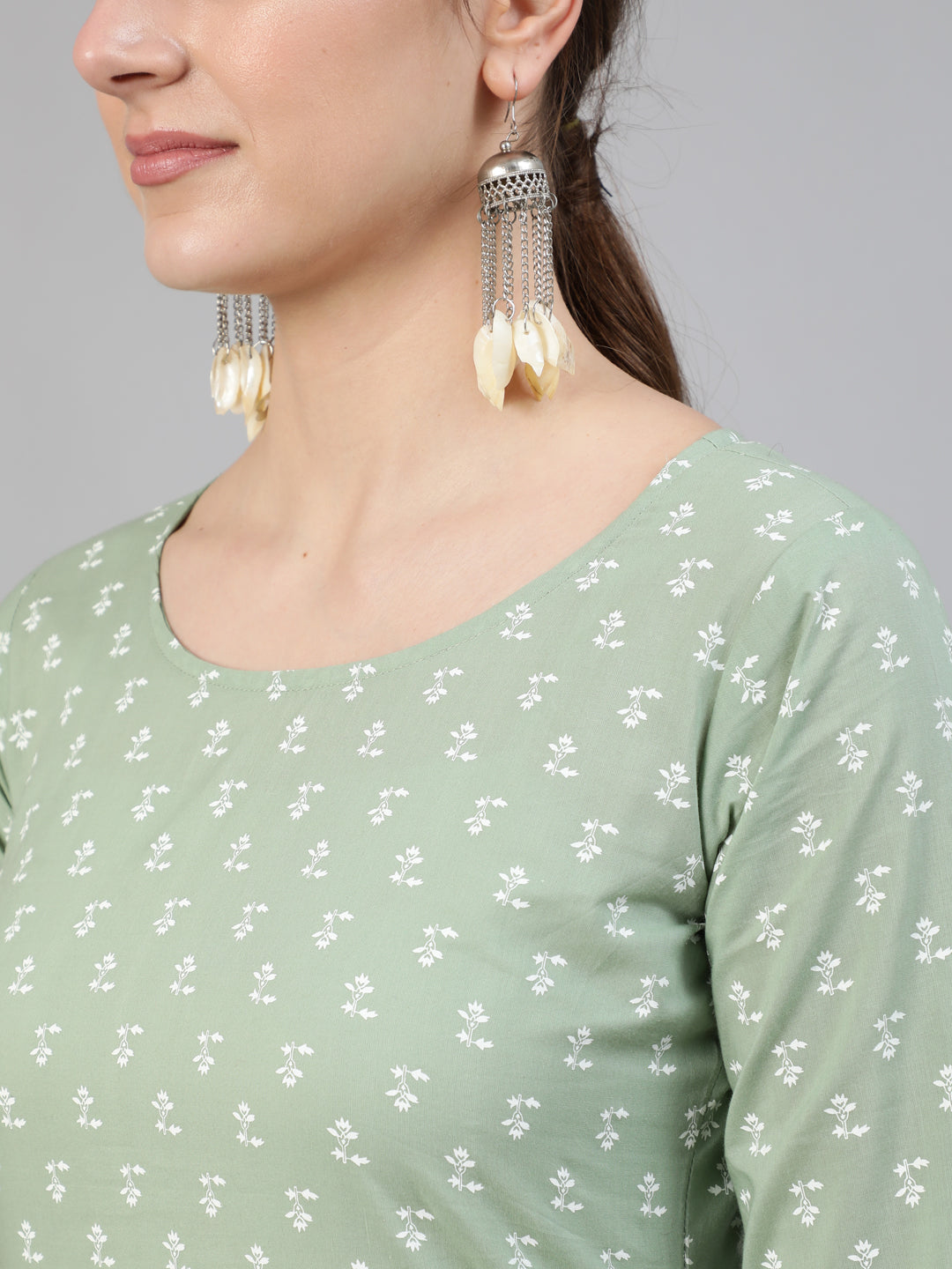 Olive Green Ethnic Printed Straight Kurta With Three quarter Sleevs - Image 4