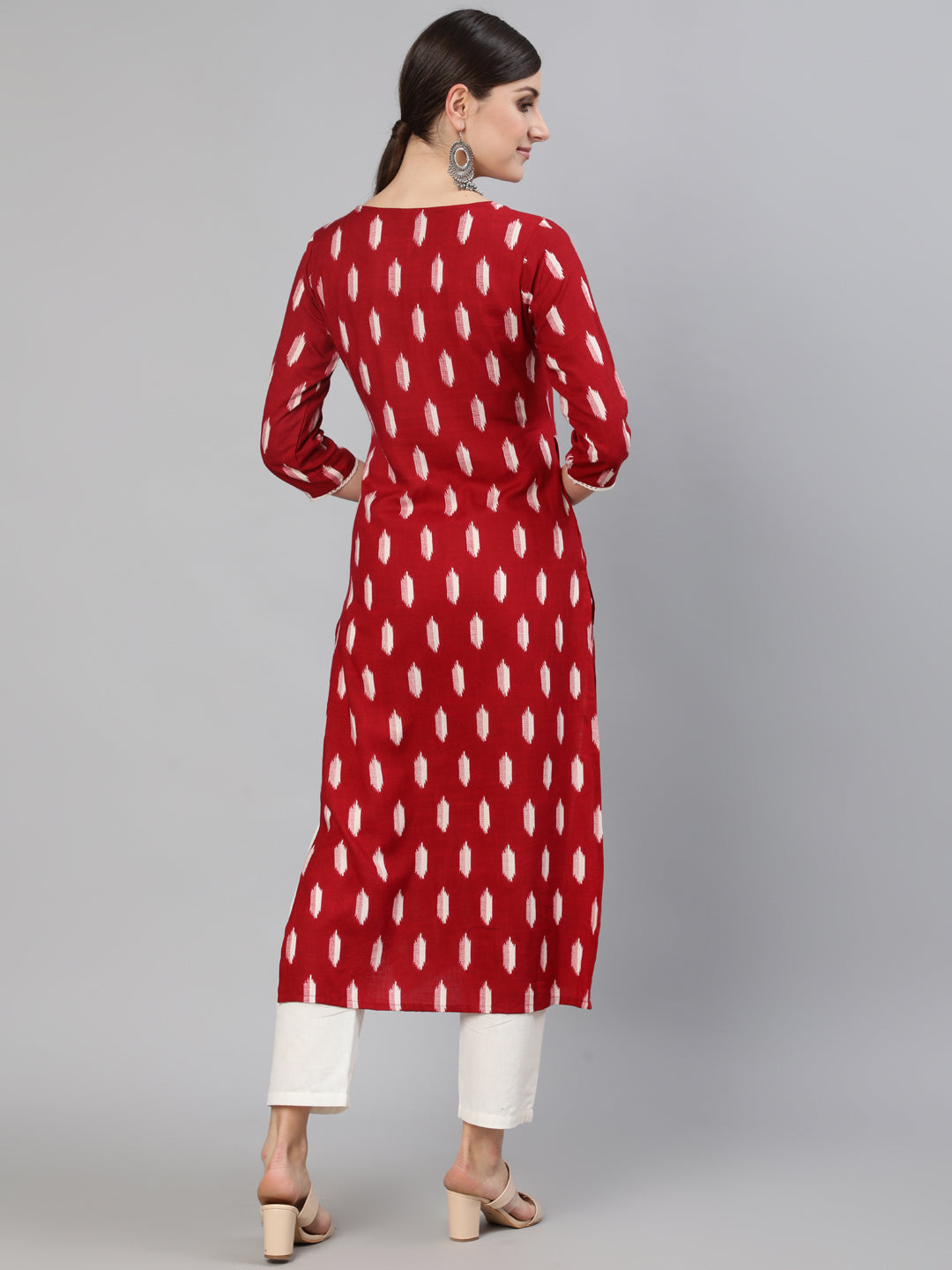Maroon Geometric Printed Kurta With Three Quarter Sleeves - Image 3