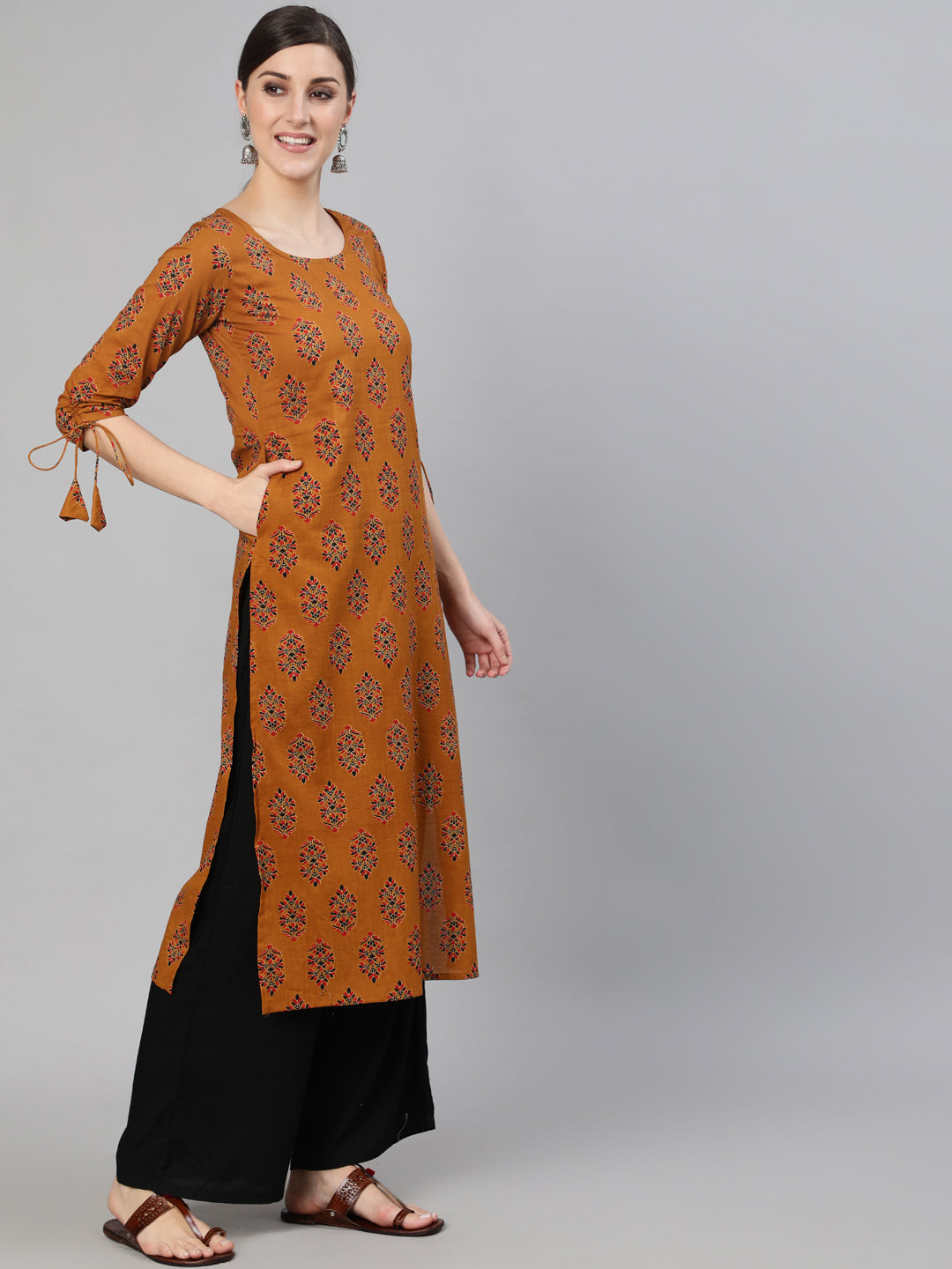 Mustrad Ethnic Motifs Printed Straight Kurta With Tesals Details - Image 2