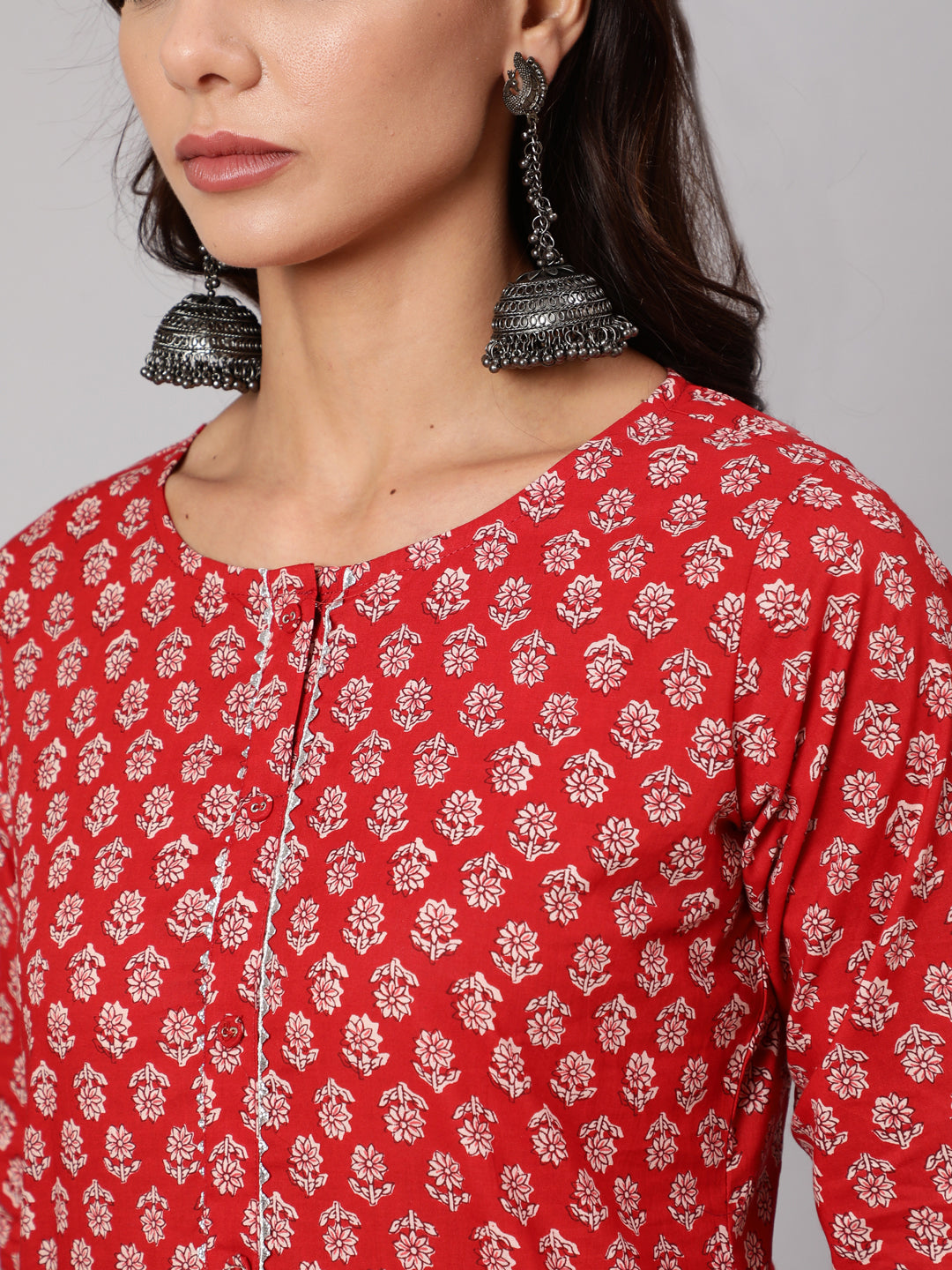Red Ethnic Printed Straight Kurta With Three Quarter Sleeves - Image 4