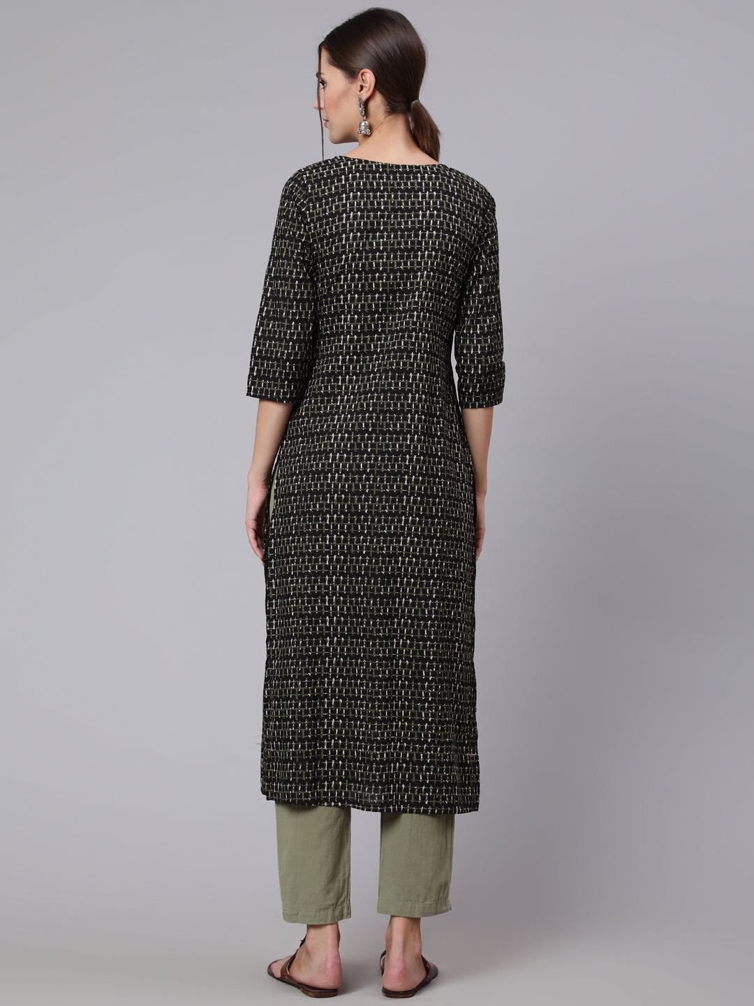 Black Geometric Printed Straight Kurta with Three Quarter Sleeves - Image 3
