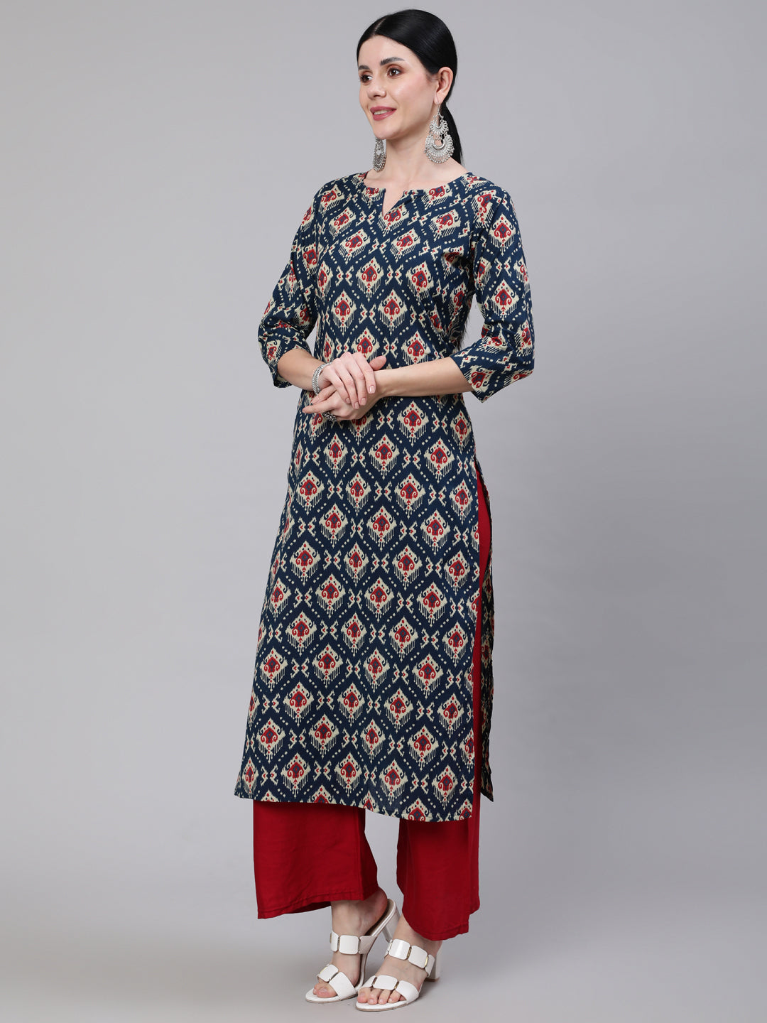 Blue Ethnic Printed Straight Kurta With Three Quarter Sleeves - Image 2