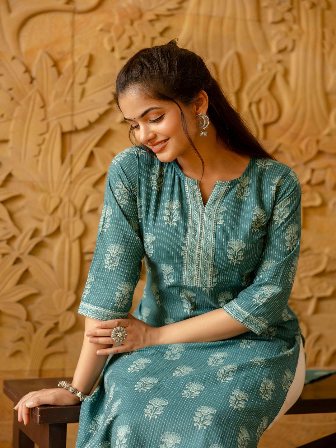 Turquoise Blue Printed Straight Kurta - Image 4