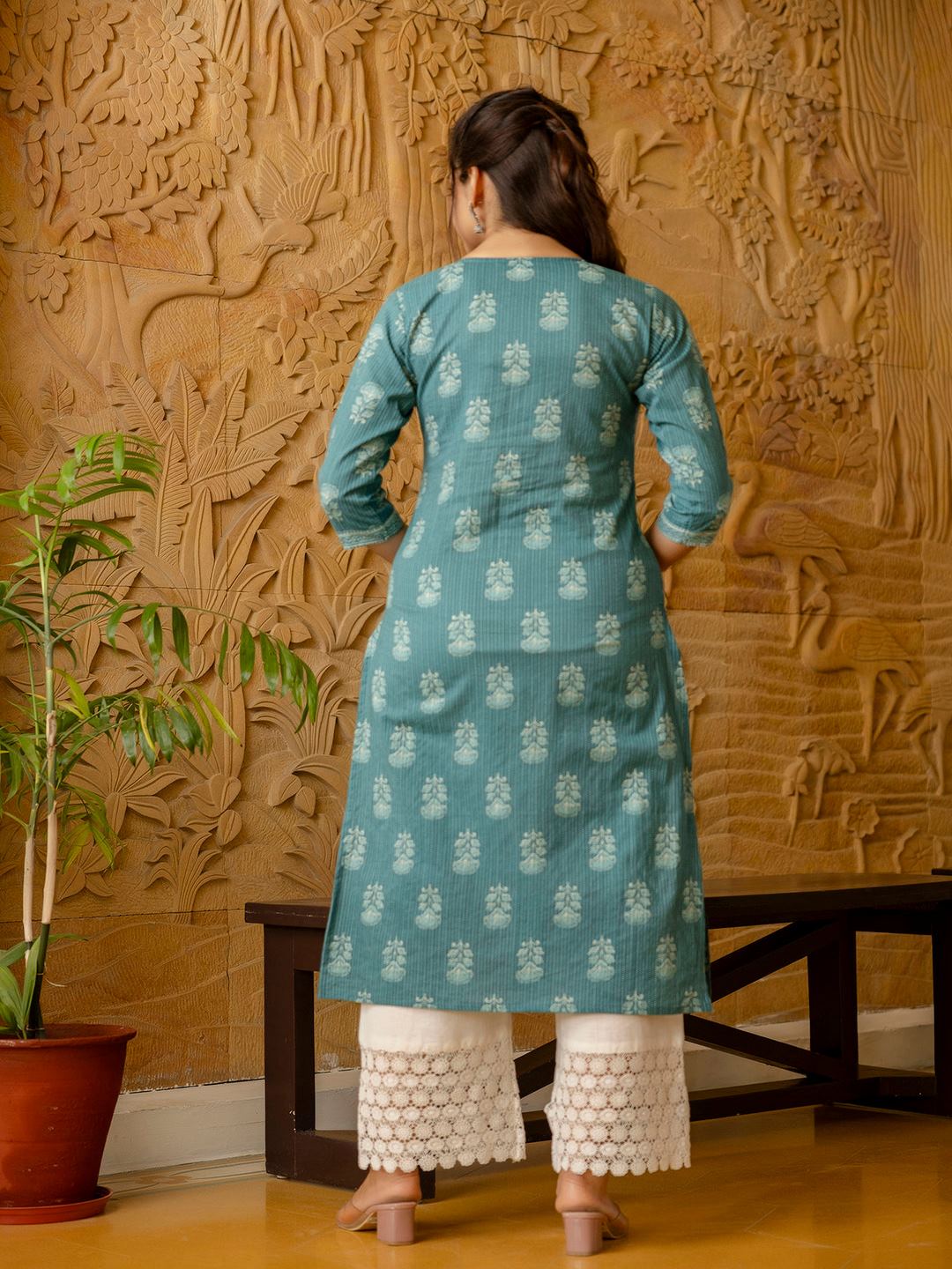 Turquoise Blue Printed Straight Kurta - Image 5