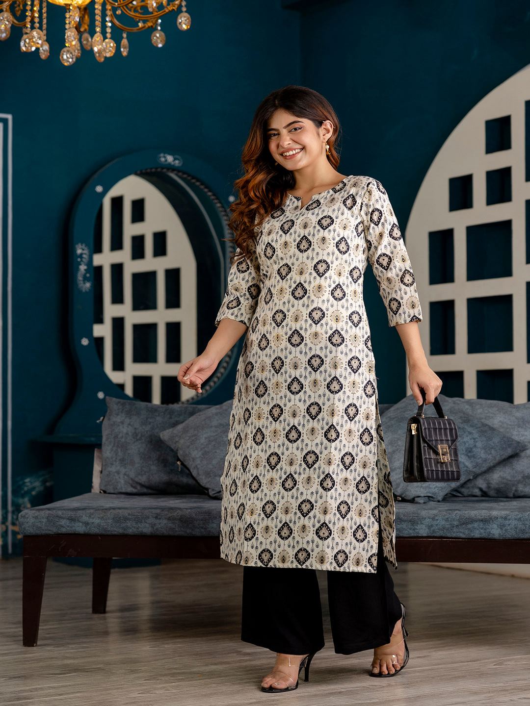 Off White And Black Printed Straight Kurta - Image 3