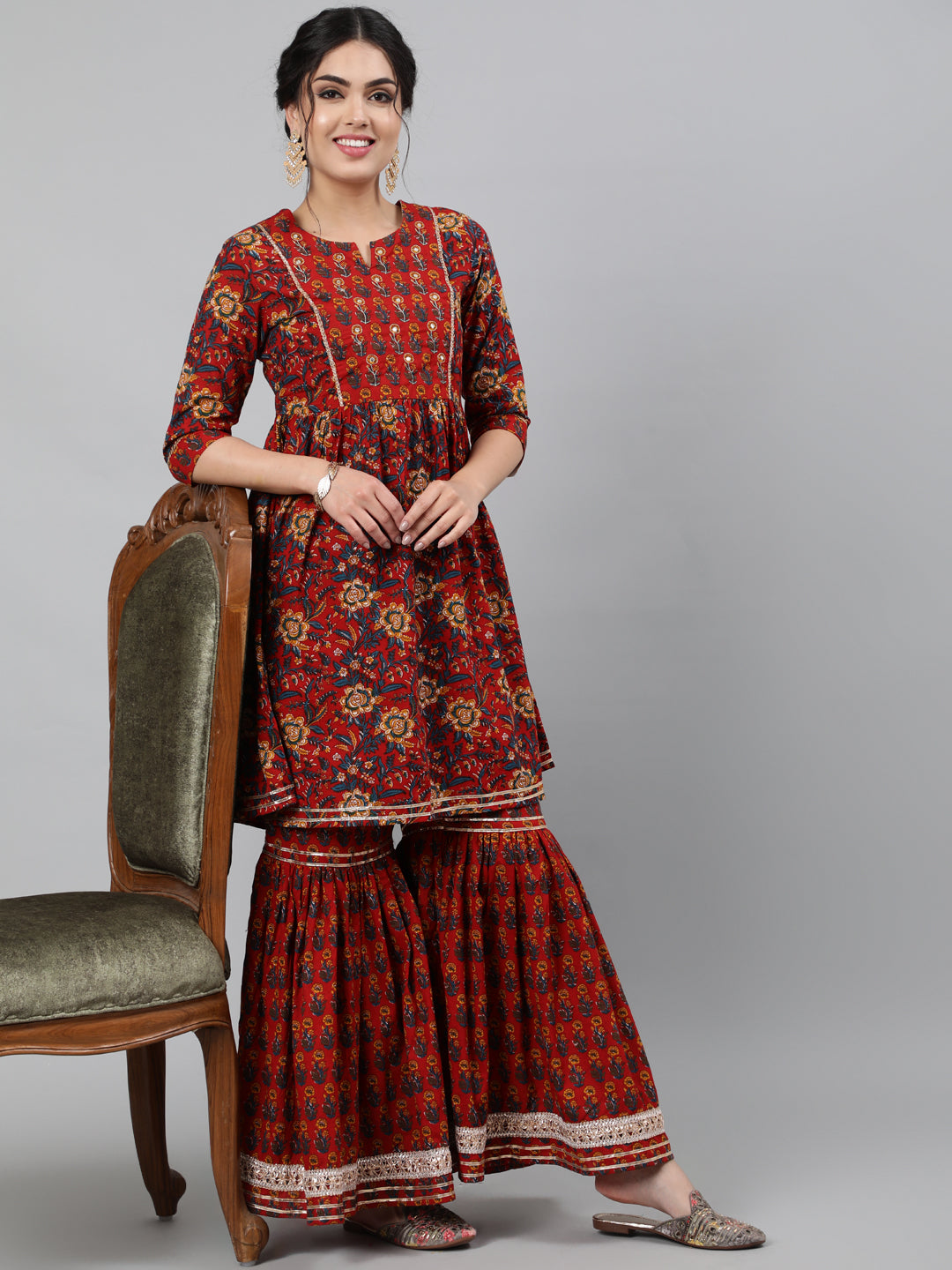 Cotton Hand Work 3/4 Sleeve Flared Round Neck Knee Length Length Kurta Set - Image 2