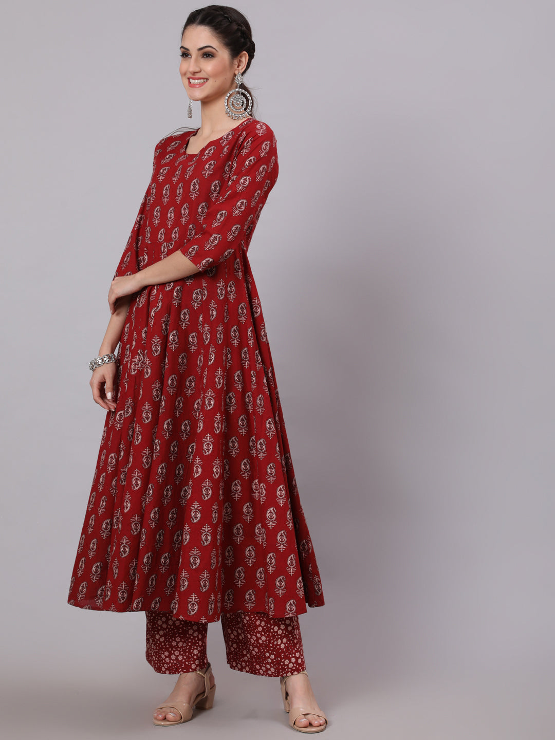 Cotton Calf Length Printed Flared 3/4 Sleeve Round Neck Kurta Palazzo - Image 4