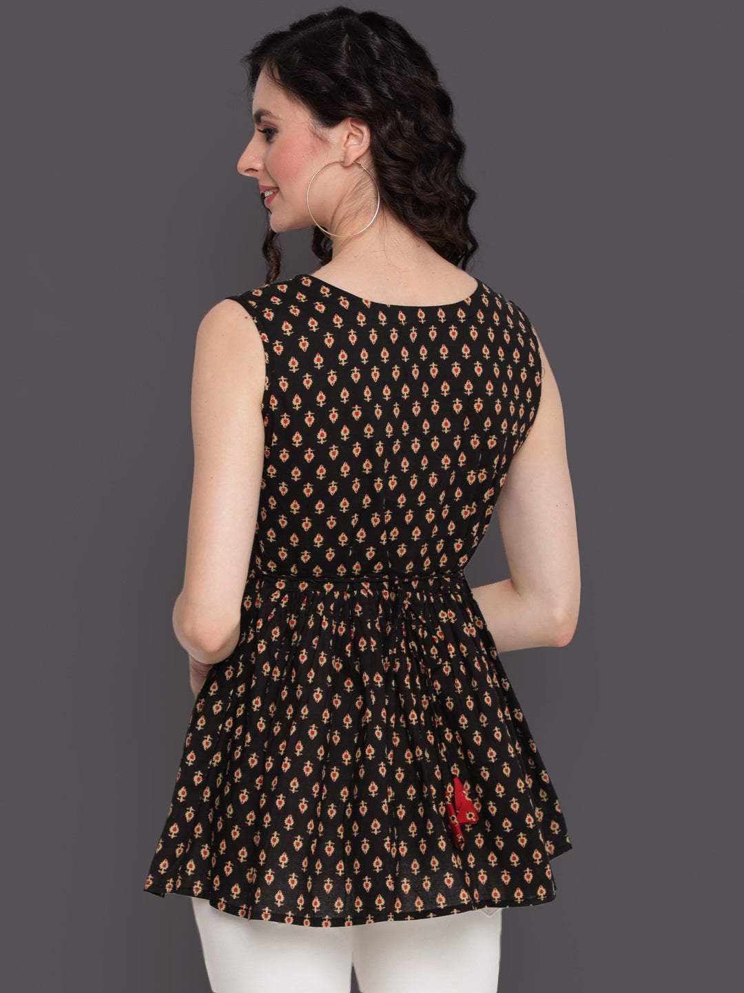 Printed Cotton Sleeveless Regular Top - Image 4
