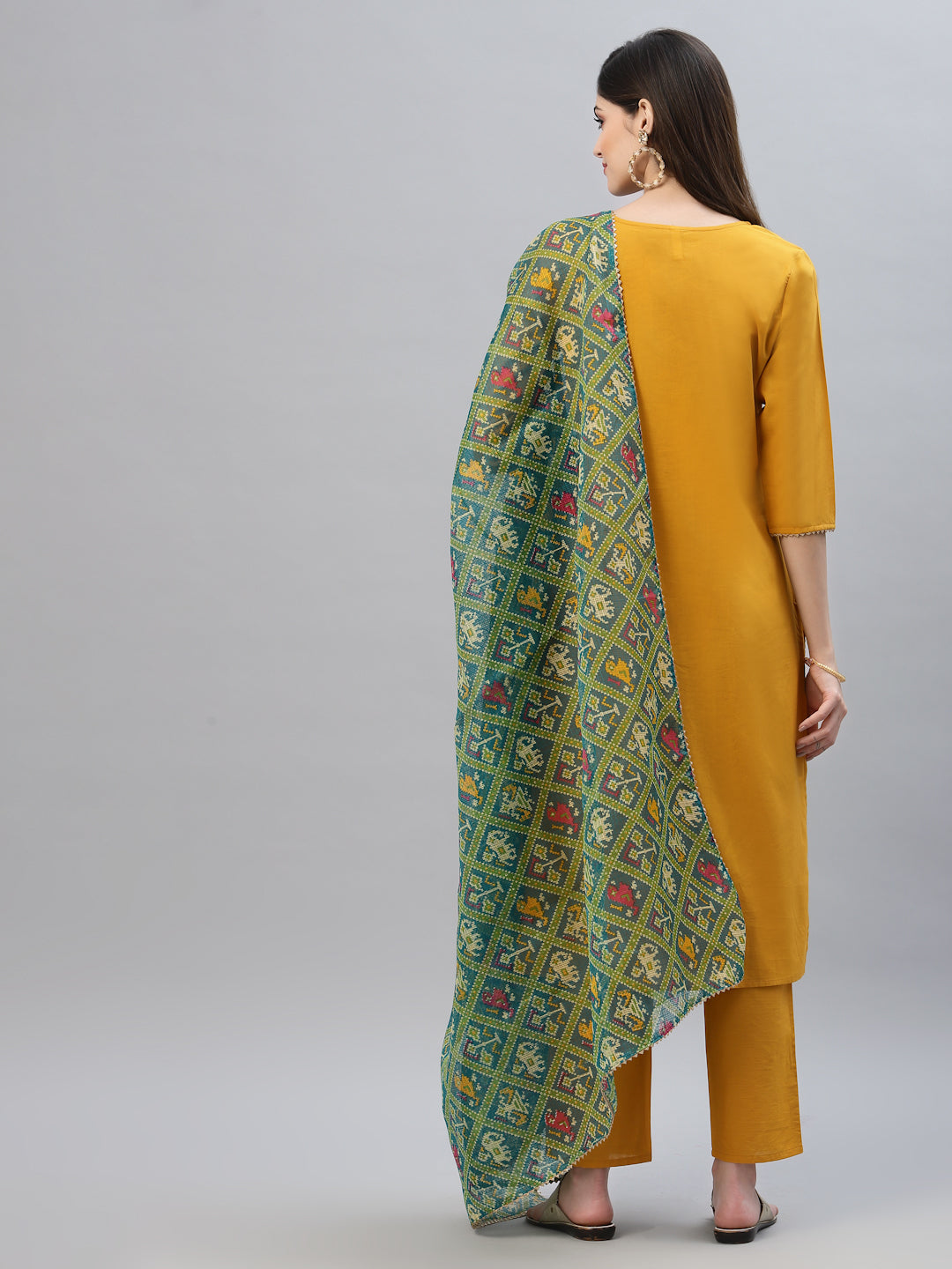 Solid Rayon Straight Kurta Pant Dupatta Set - Image 3