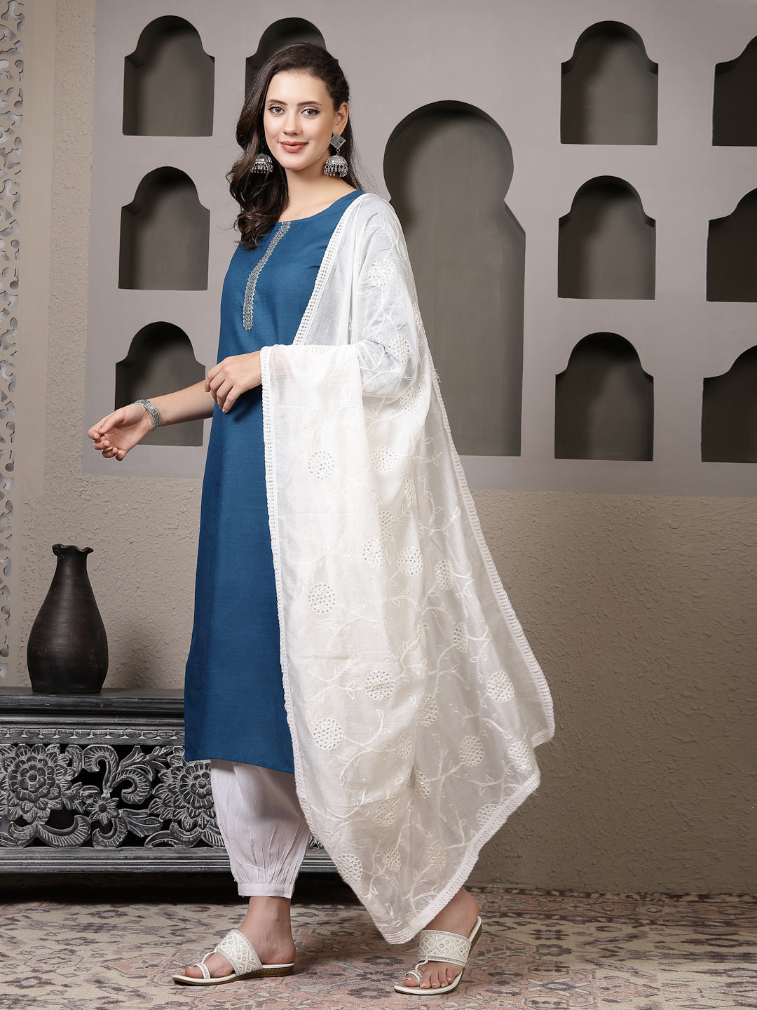 Solid Cotton Blend Straight Kurta Pant Dupatta Set - Image 3