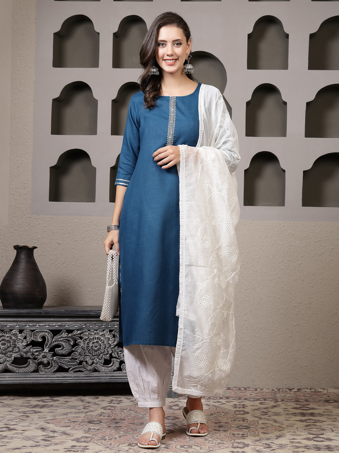 Solid Cotton Blend Straight Kurta Pant Dupatta Set - Image 5