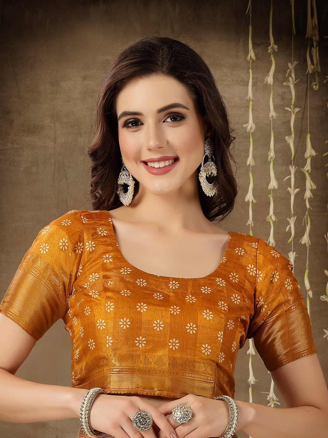 Paisley Print Cotton Blend Saree - Image 3