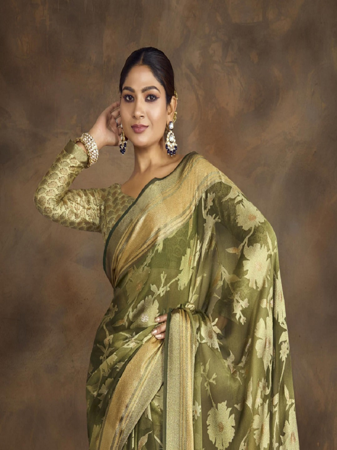 Mehndi Green Floral Print Moss Brasso Saree - Image 3
