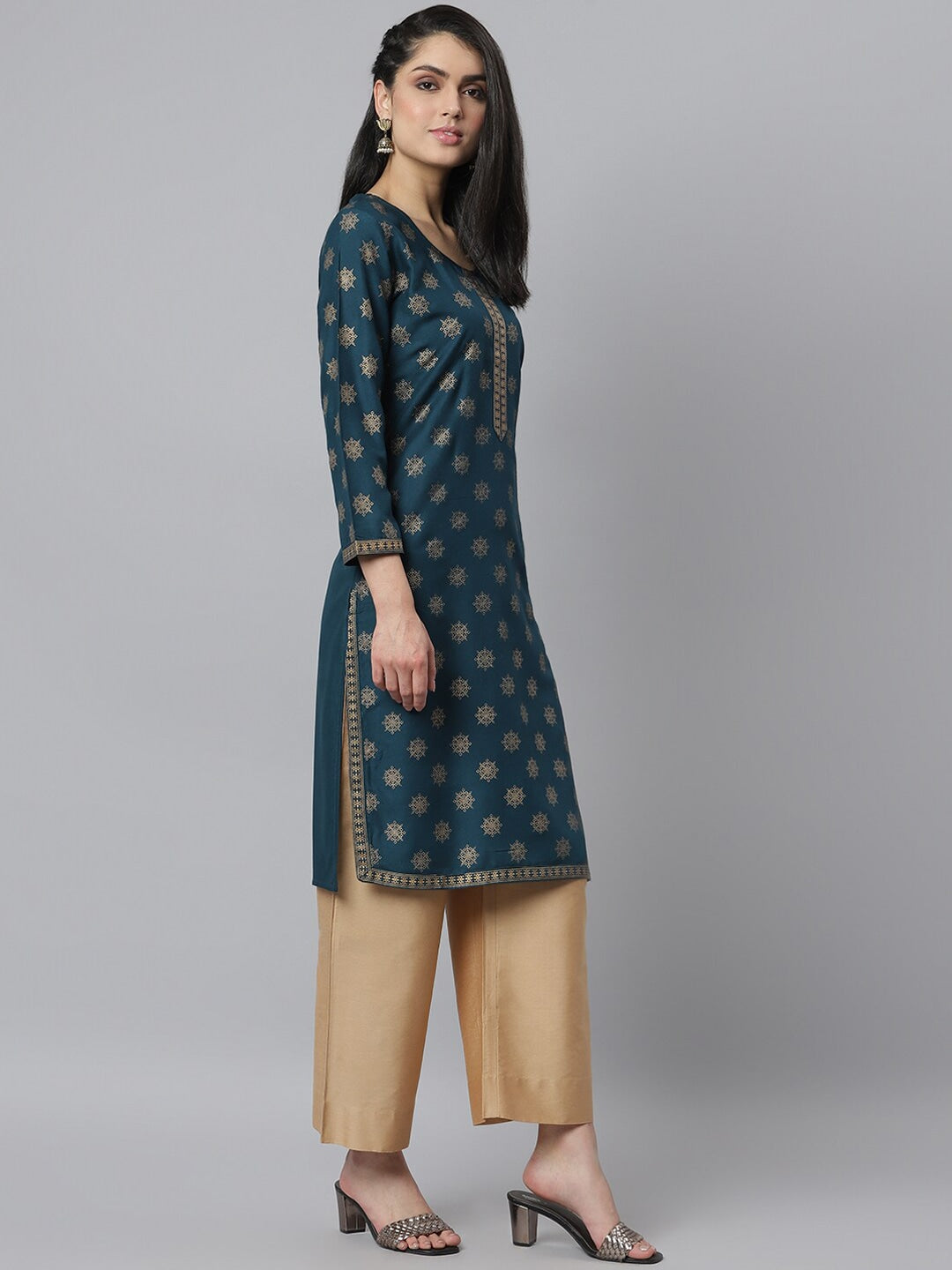Women's Gold Printed Rayon Straight Kurta - Image 4