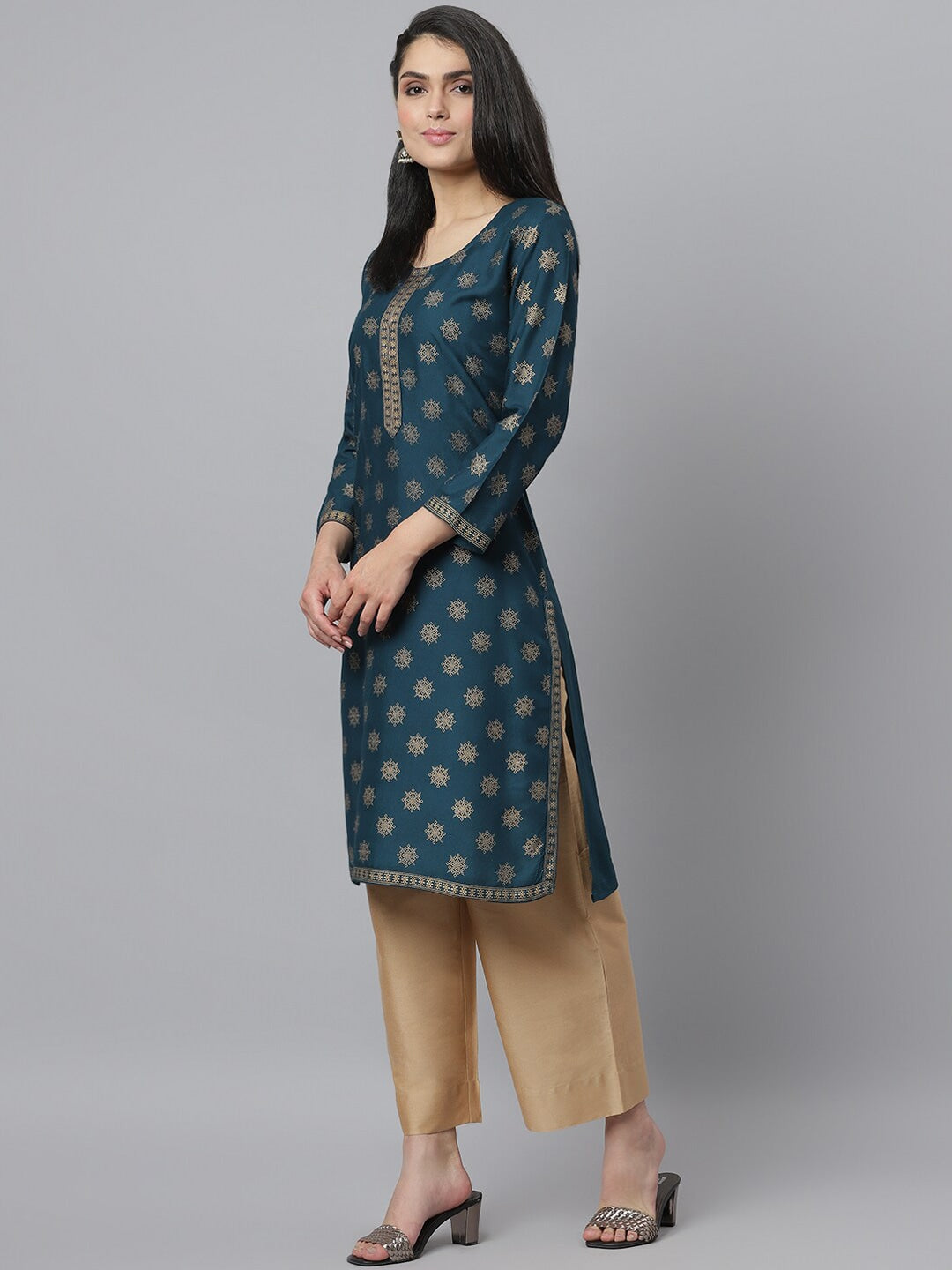 Women's Gold Printed Rayon Straight Kurta - Image 2