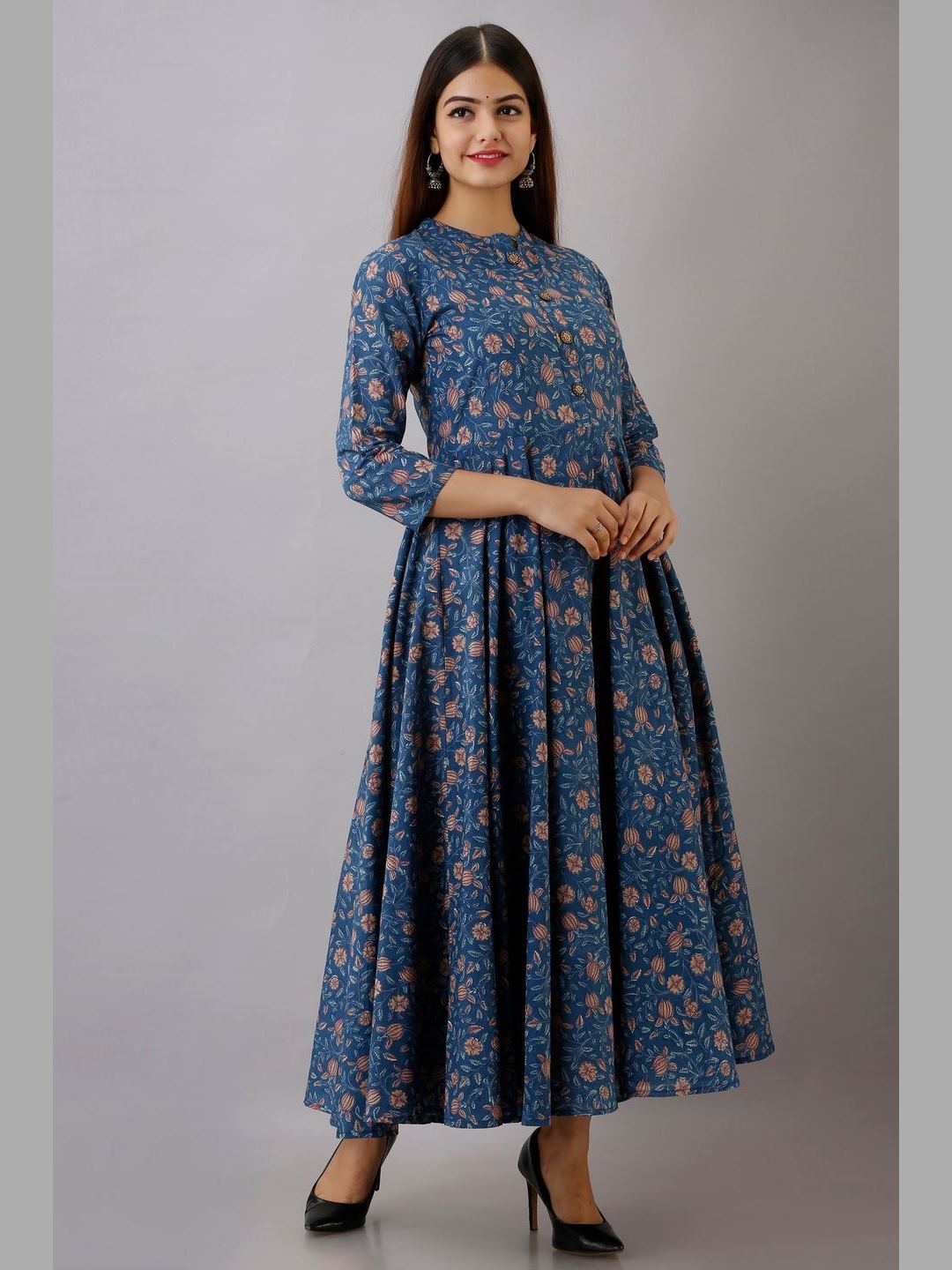 Women Cotton Printed Flared Kurta - Image 4
