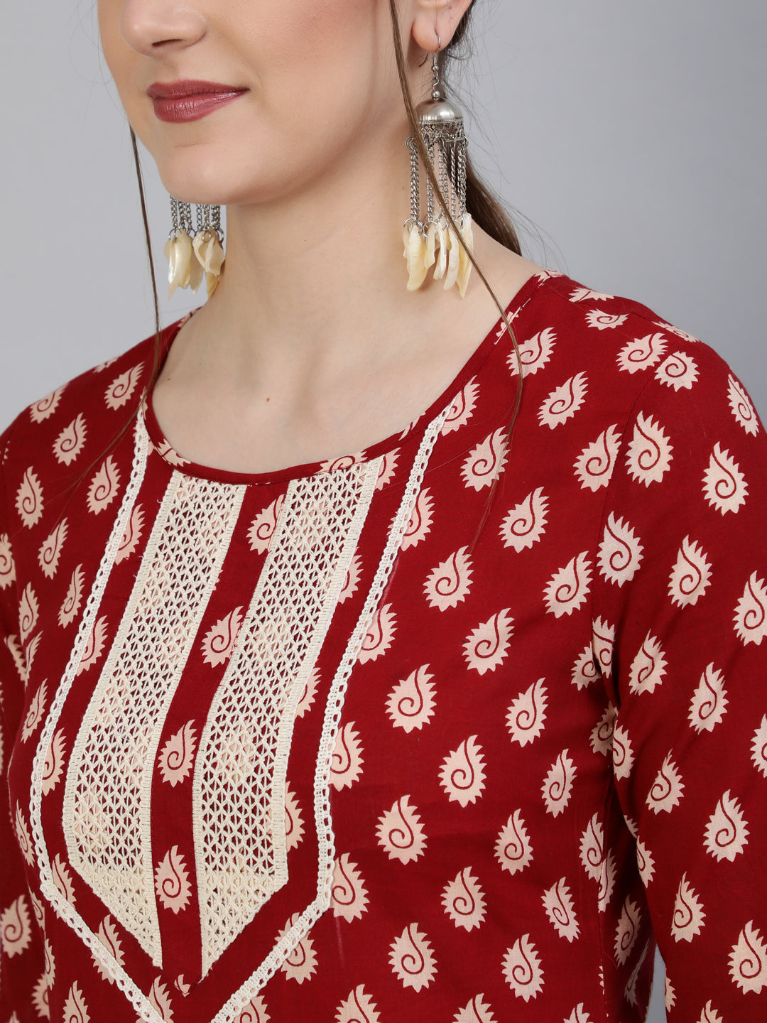 Printed Round Neck Calf Length 3/4 Sleeve Cotton Straight Kurta & Pant Set - Image 4