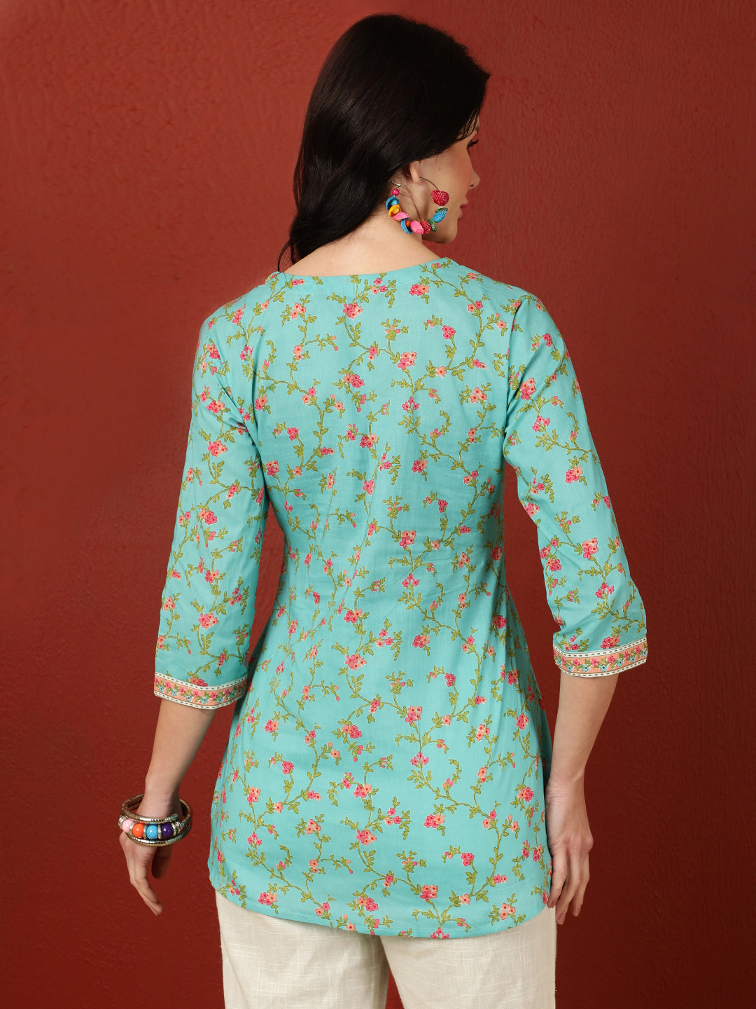 Cotton Crop Length Printed Flared 3/4 Sleeves Round Top - Image 5