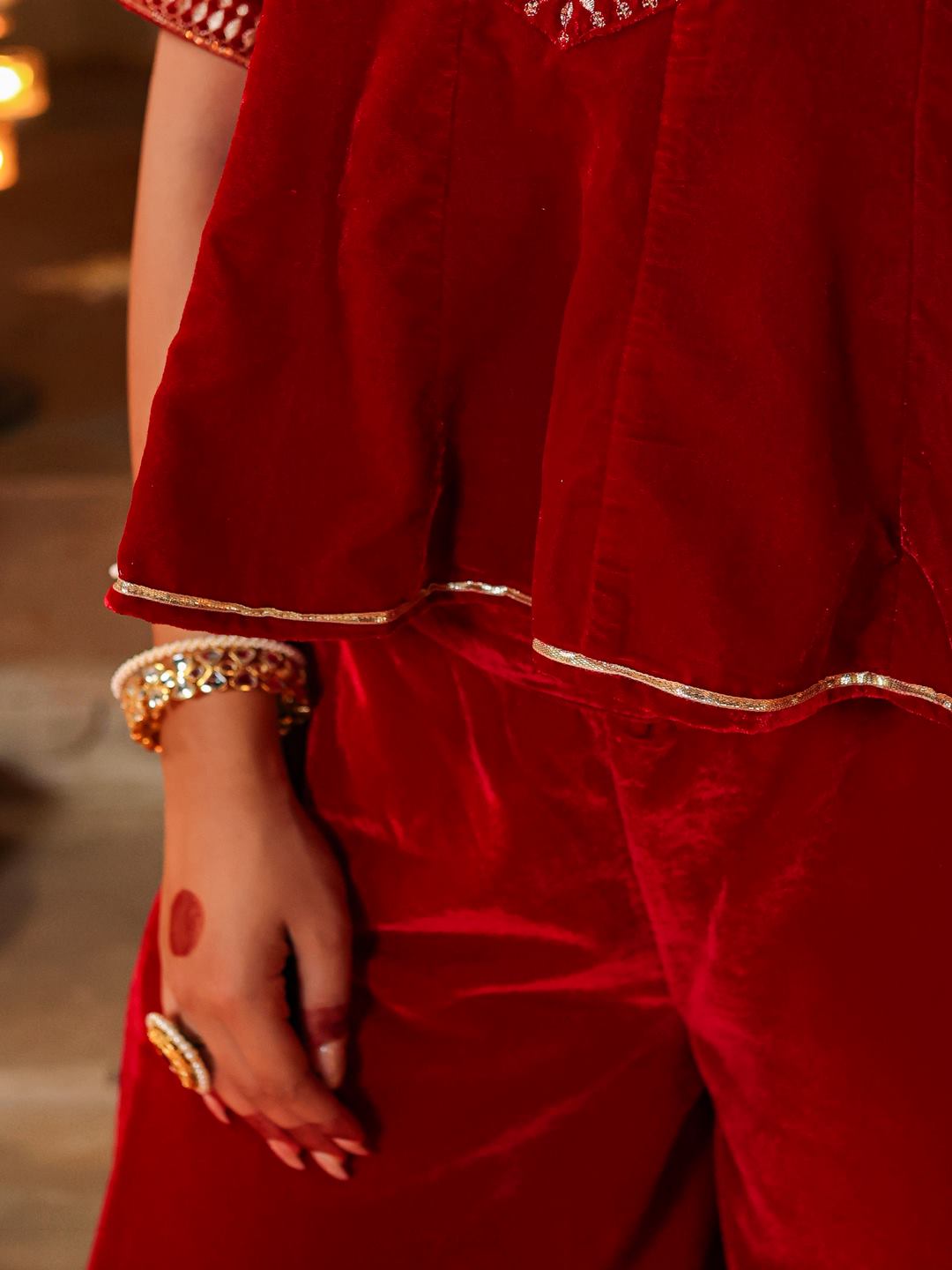 Maroon Velvet Embroidered Clothing Set - Image 9