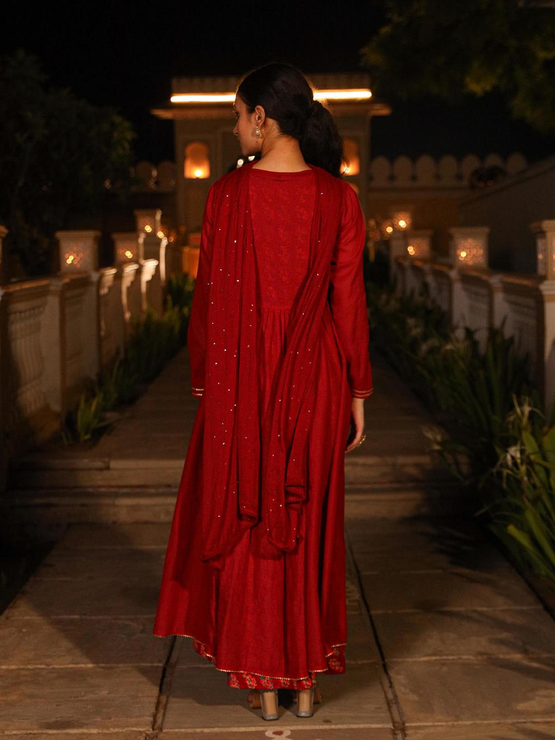 The Mastani Maroon Ethnic Motif Printed Cotton Shrug Inner & Dupatta Set With Sequins Mirror & Thread Work - Image 3