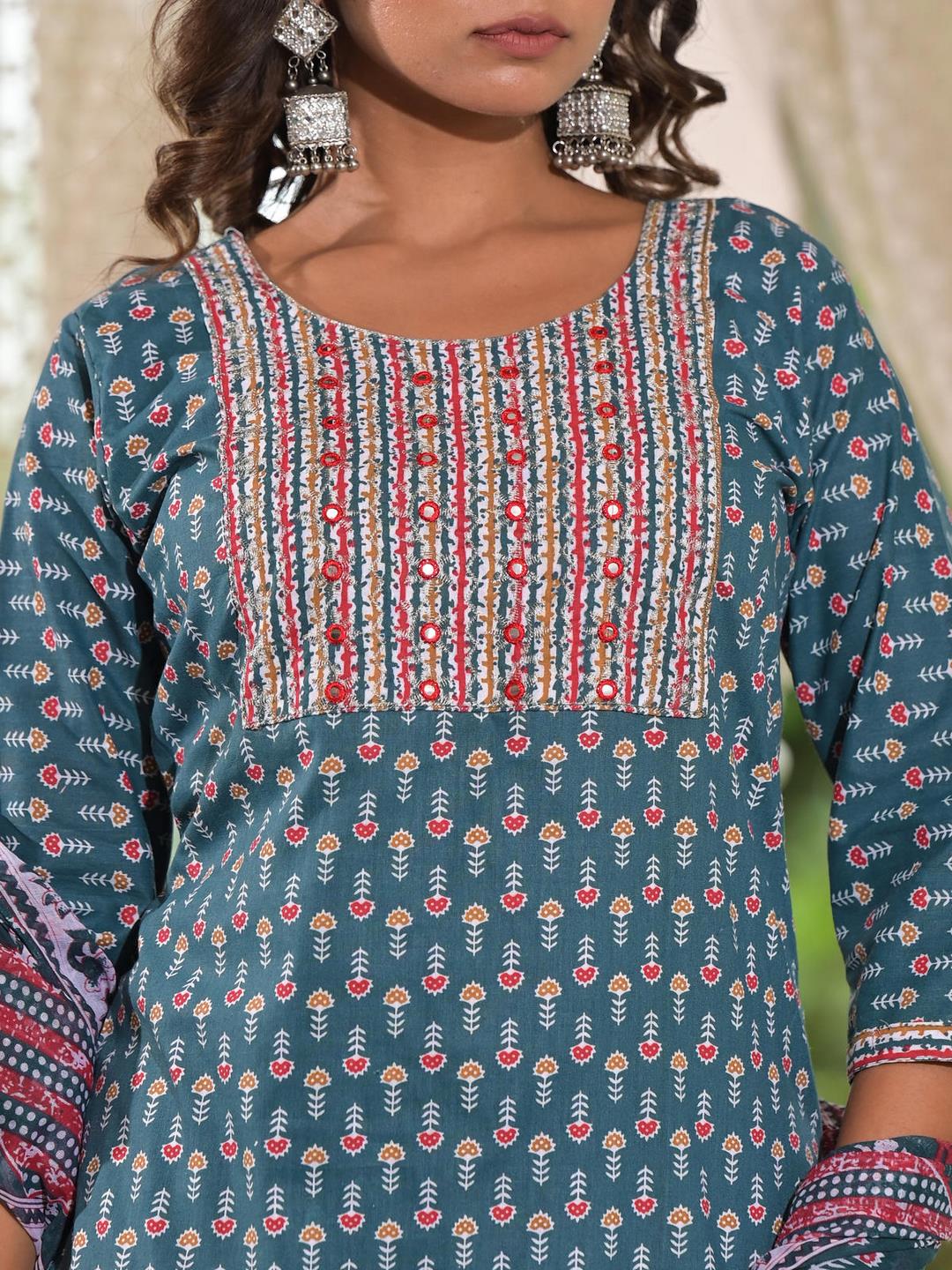Teal Blue Ethnic Motif Printed Cotton Kurta, Pant And Dupatta Set With Zari & Thread Work - Image 4