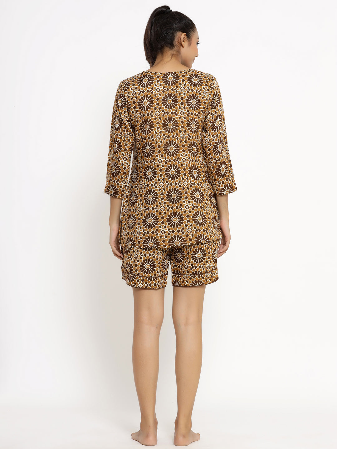 Rayon Printed Regular Top And Shorts - Image 2