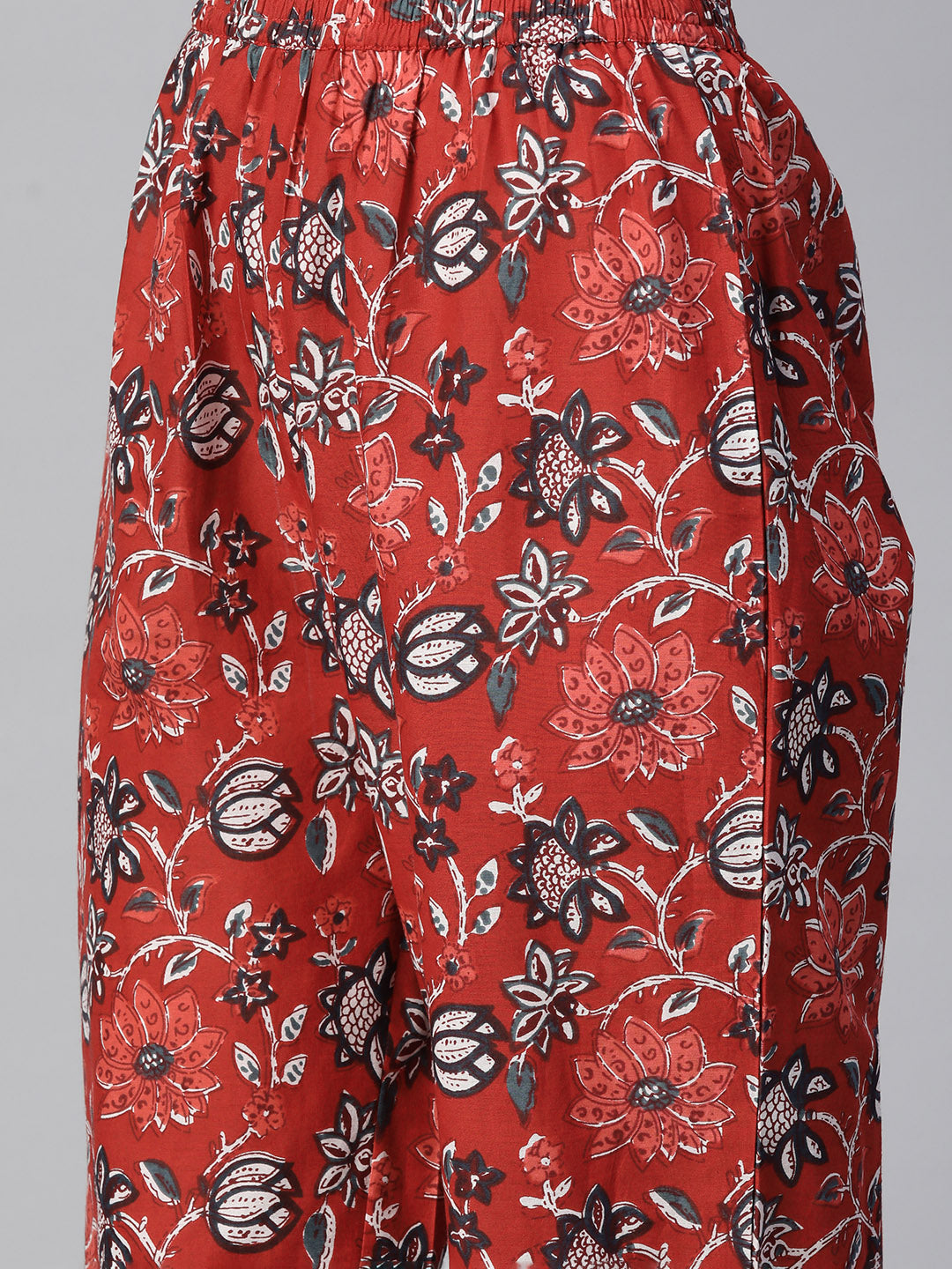 Floral Print Pure Cotton Calf Length Mandarin Collar Kurta Set - Image 5
