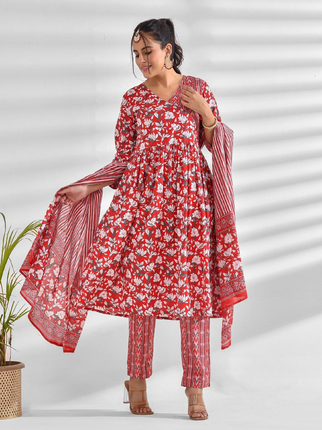 Printed Pure Cotton 3/4 Sleeve Kurta And Trouser Set With Dupatta - Image 5