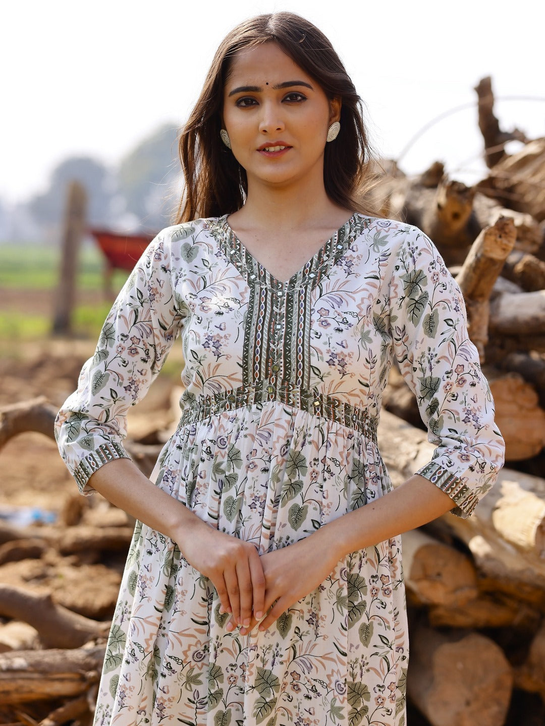 Printed Viscose Rayon 3/4 Sleeve Kurta And Trouser Set - Image 4