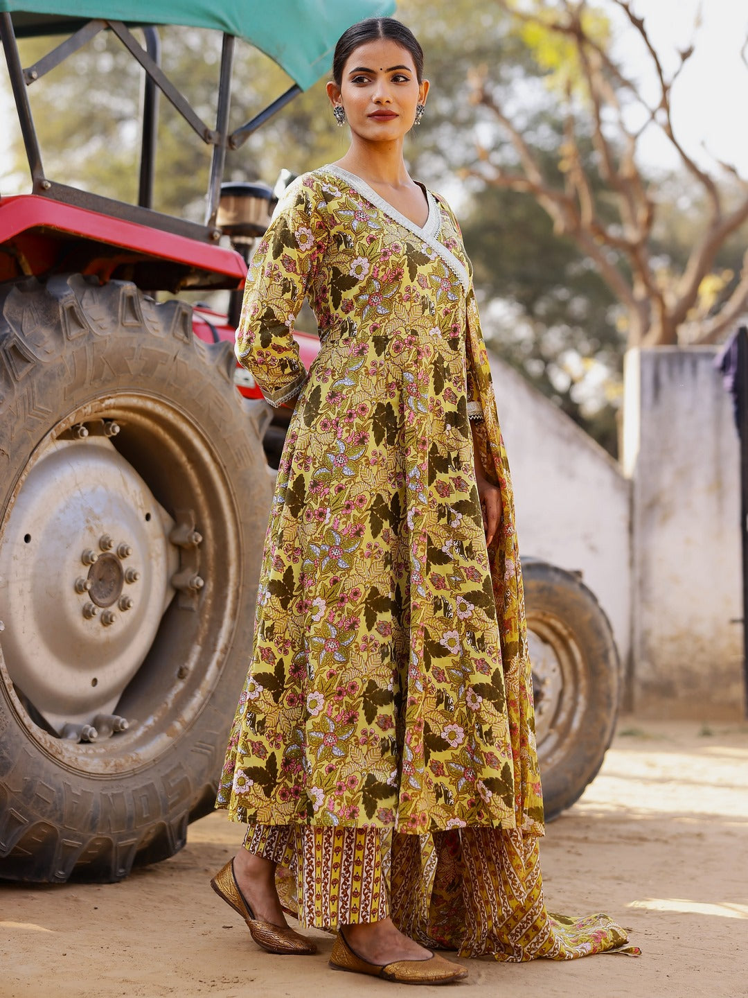 Printed Pure Cotton 3/4 Sleeve Kurta And Trouser Set With Dupatta - Image 3