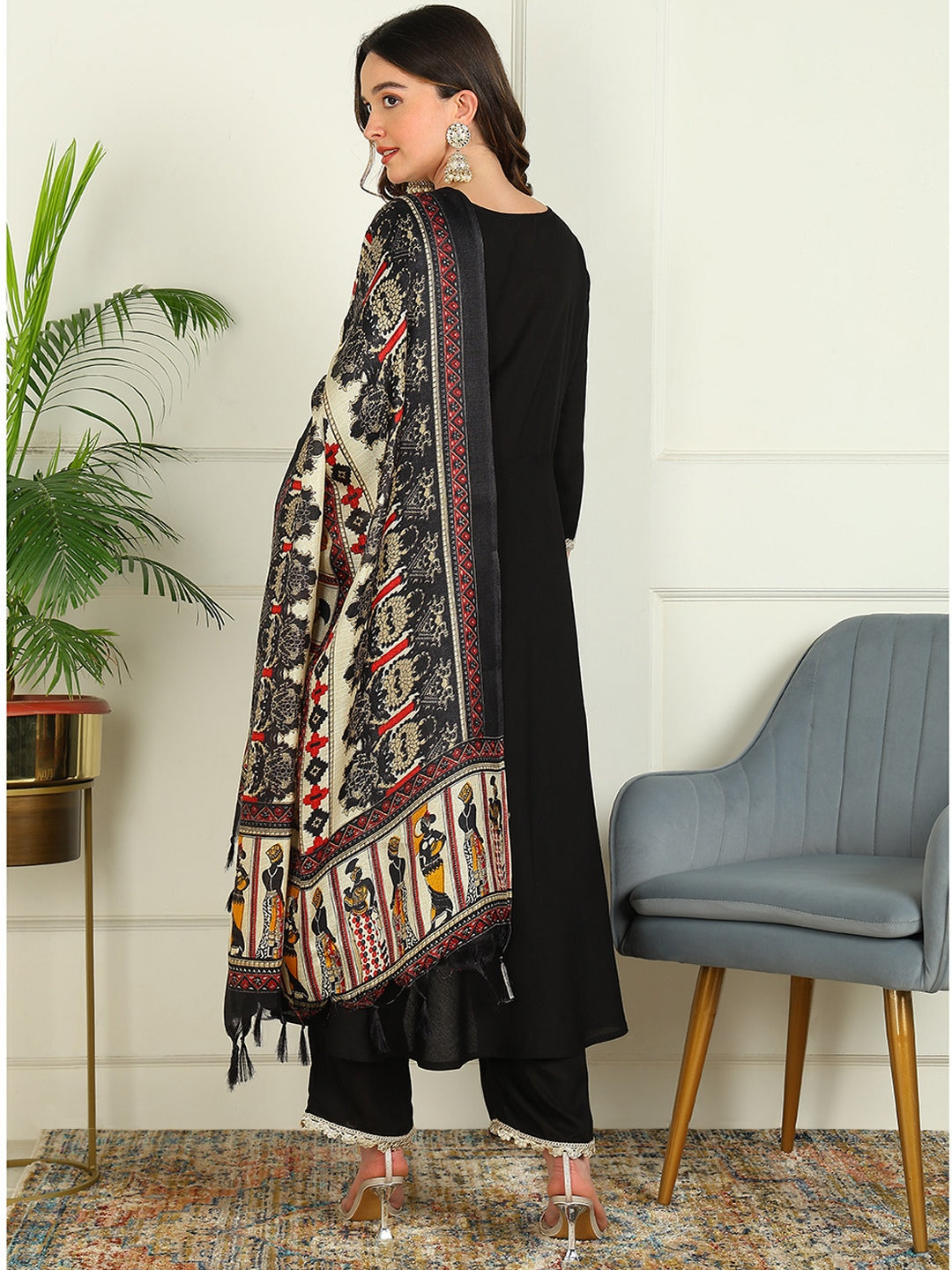 Solid Viscose Rayon 3/4 Sleeve Kurta And Palazzo Set With Dupatta - Image 2