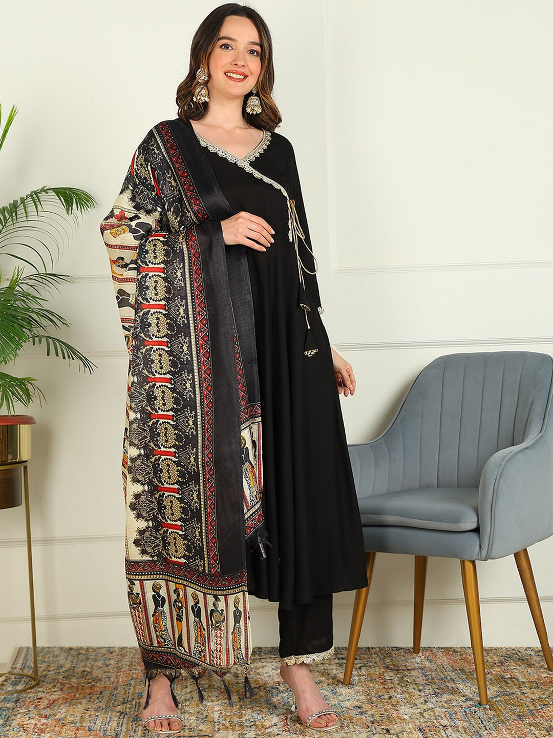 Solid Viscose Rayon 3/4 Sleeve Kurta And Palazzo Set With Dupatta - Image 3