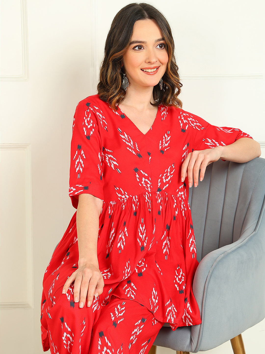 Printed Viscose Rayon Half Sleeve Kurti And Trouser Set - Image 5