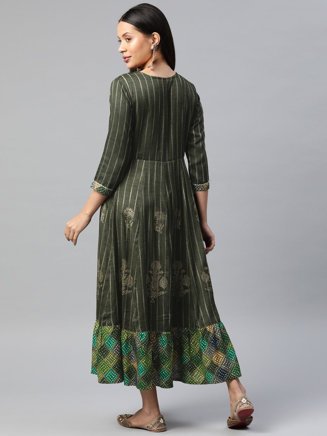 Green Color Rayon Fabric Panelled Gown - Image 3